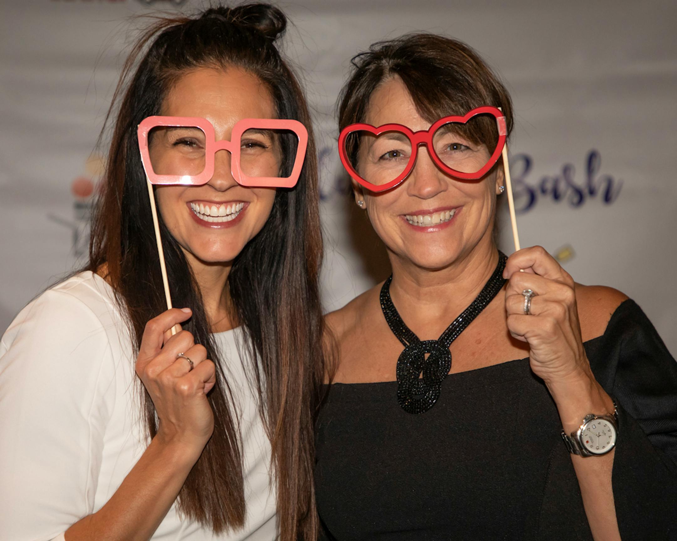 Jess Schneider anad Debra Ziemann at the 2019 Hunger Bash.