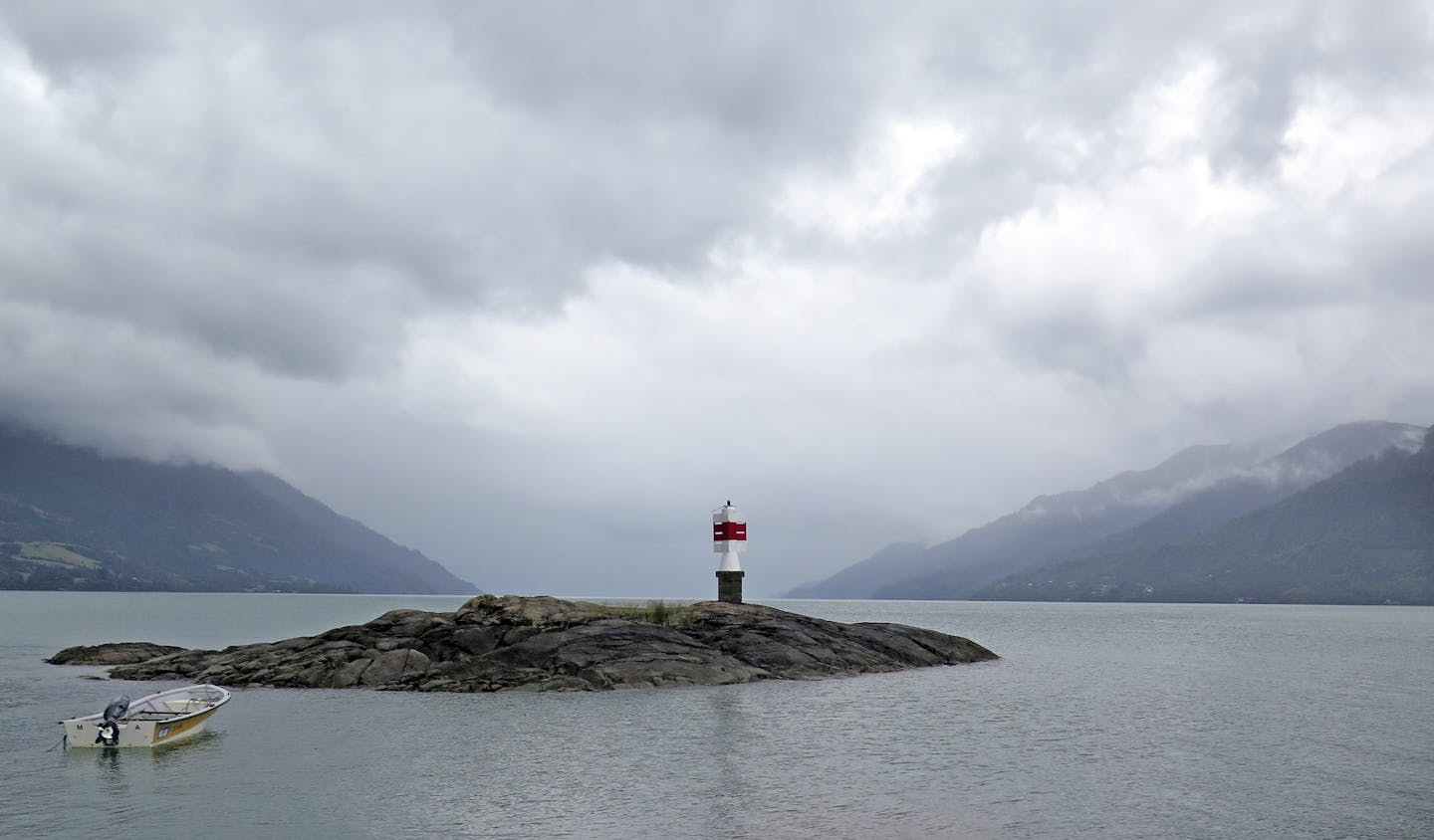 In southern Chile, a strong devotion to land and water
The region, a magnet for adventure-seekers, provides plenty of thrills even for casual tourists.
By Miguel Ot&#xe1;rola? miguel.otarola@startribune.com ID: 1005378208