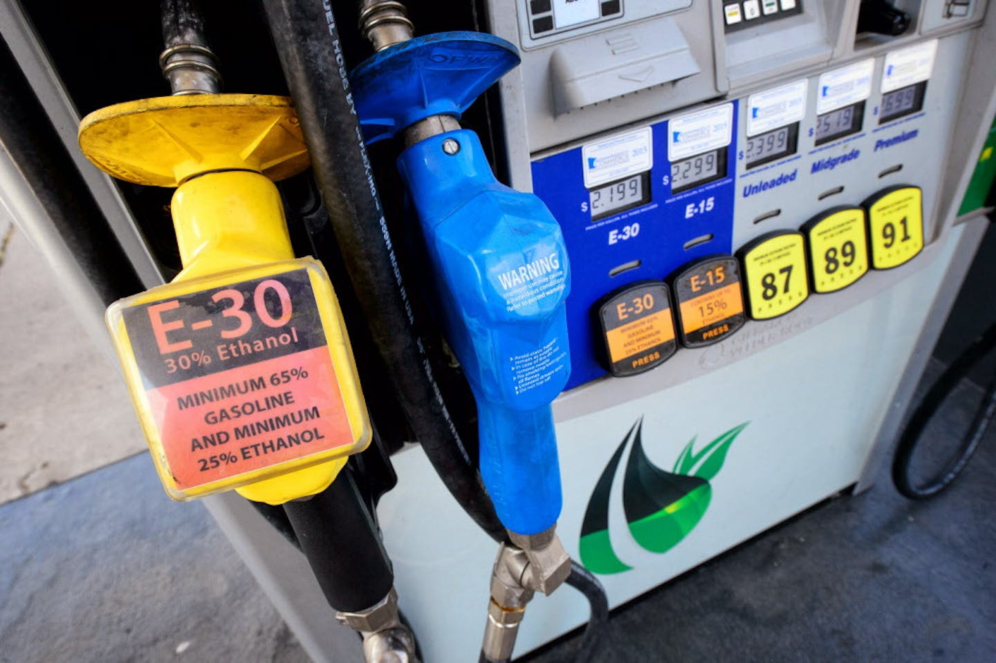 The Penn Avenue Minnoco in South Minneapolis was one of the first stations to sell E-30 and E-15 with a higher percentage of ethanol than most gas in Minnesota. ] GLEN STUBBE * gstubbe@startribune.com Friday September 4, 2015 ***EDS, For a David Shaffer story on Minnoco and E-30, E-15 Not gas price story.