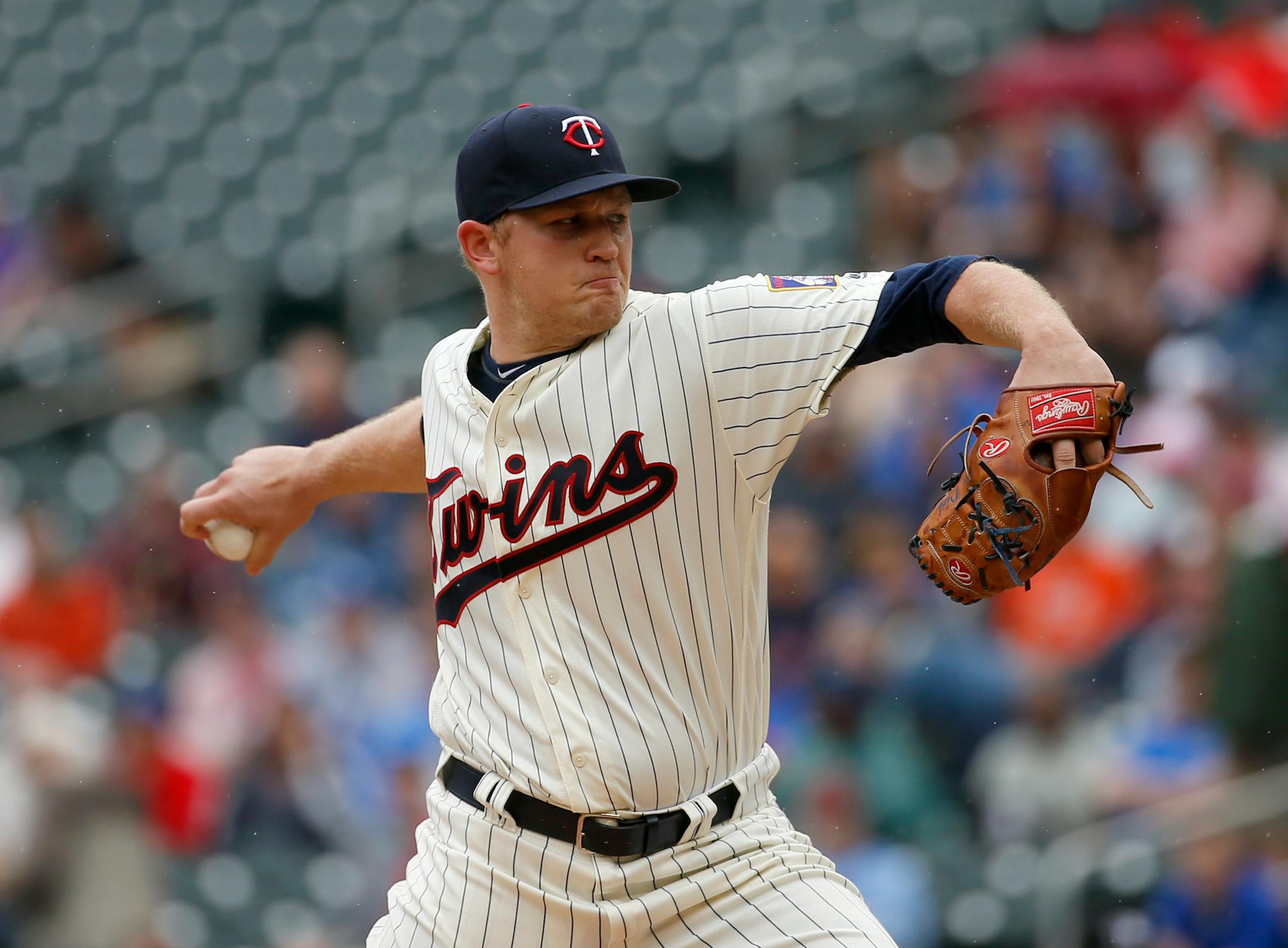 Tyler Duffey gave up five runs in the fourth inning, but steadied himself to become the first Twins starter to win his second game.