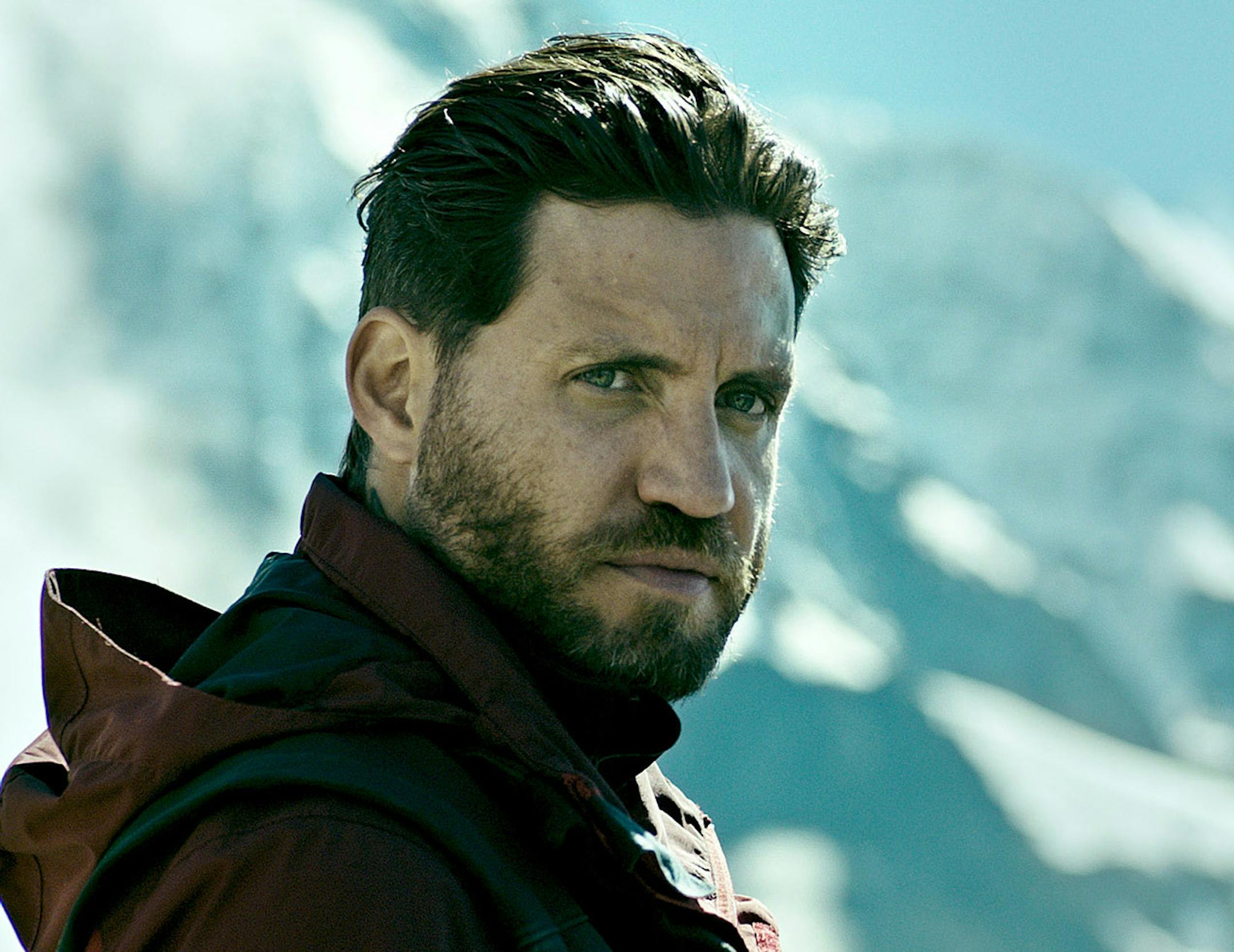 POINT BREAK Copyright: © 2015 WARNER BROS. ENTERTAINMENT INC. Photo Credit: Courtesy of Warner Bros. Pictures Caption: EDGAR RAMIREZ as Bodhi in Alcon Entertainment's action thriller "POINT BREAK," a Warner Bros. Pictures release.