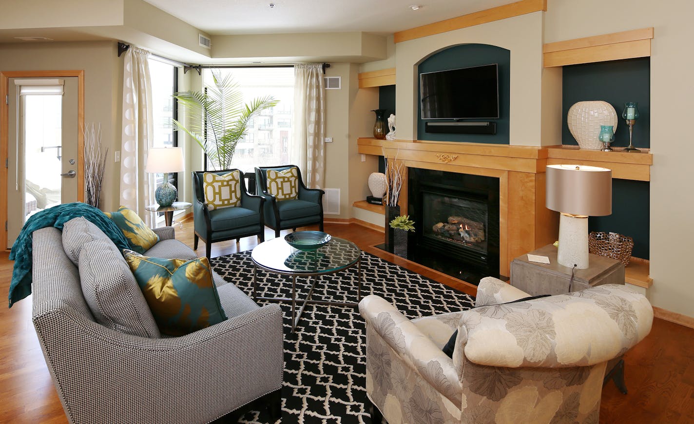 Livingroom in Marcia and Doug Dewane's home. Marcia and Doug Dewane show us their new condo in St. Paul, MN. February 4, 2014. ] JOELKOYAMA&#x201a;&#xc4;&#xa2;jkoyama@startribune