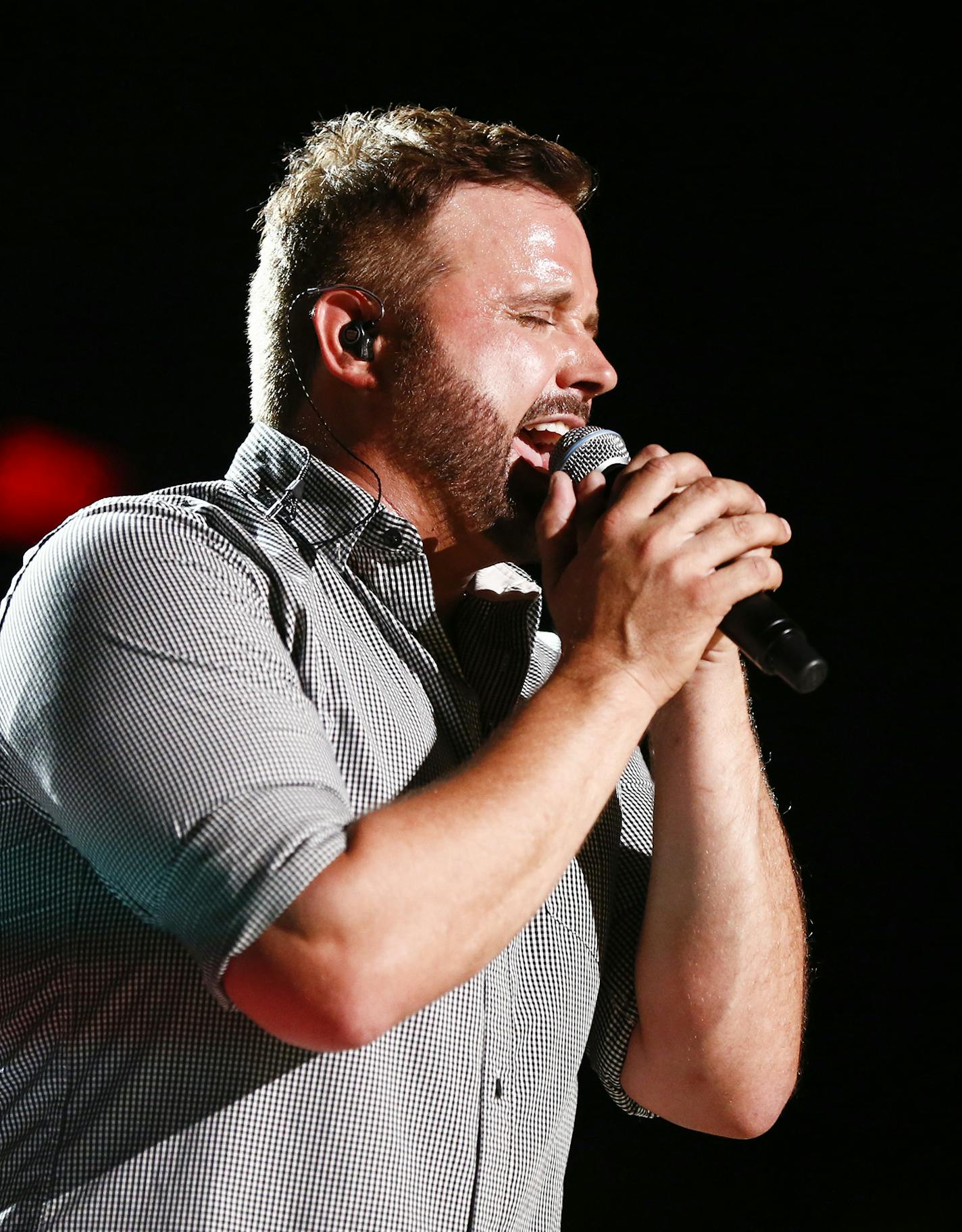 Randy Houser performs at LP Field at the CMA Music Festival on Friday, June 12, 2015, in Nashville, Tenn. (Photo by Al Wagner/Invision/AP)