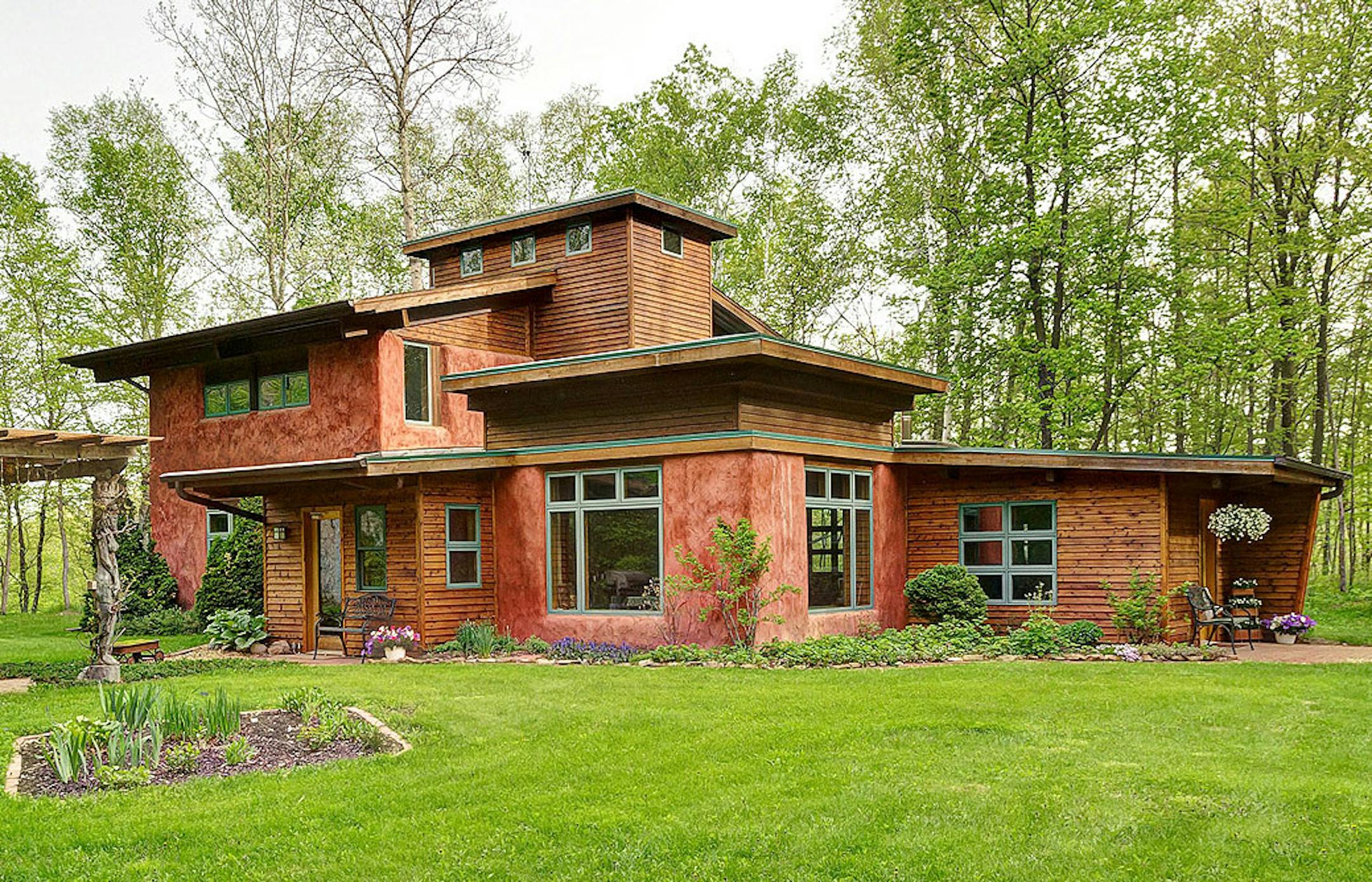 Homegazing: Straw bale home in North Branch for sale.