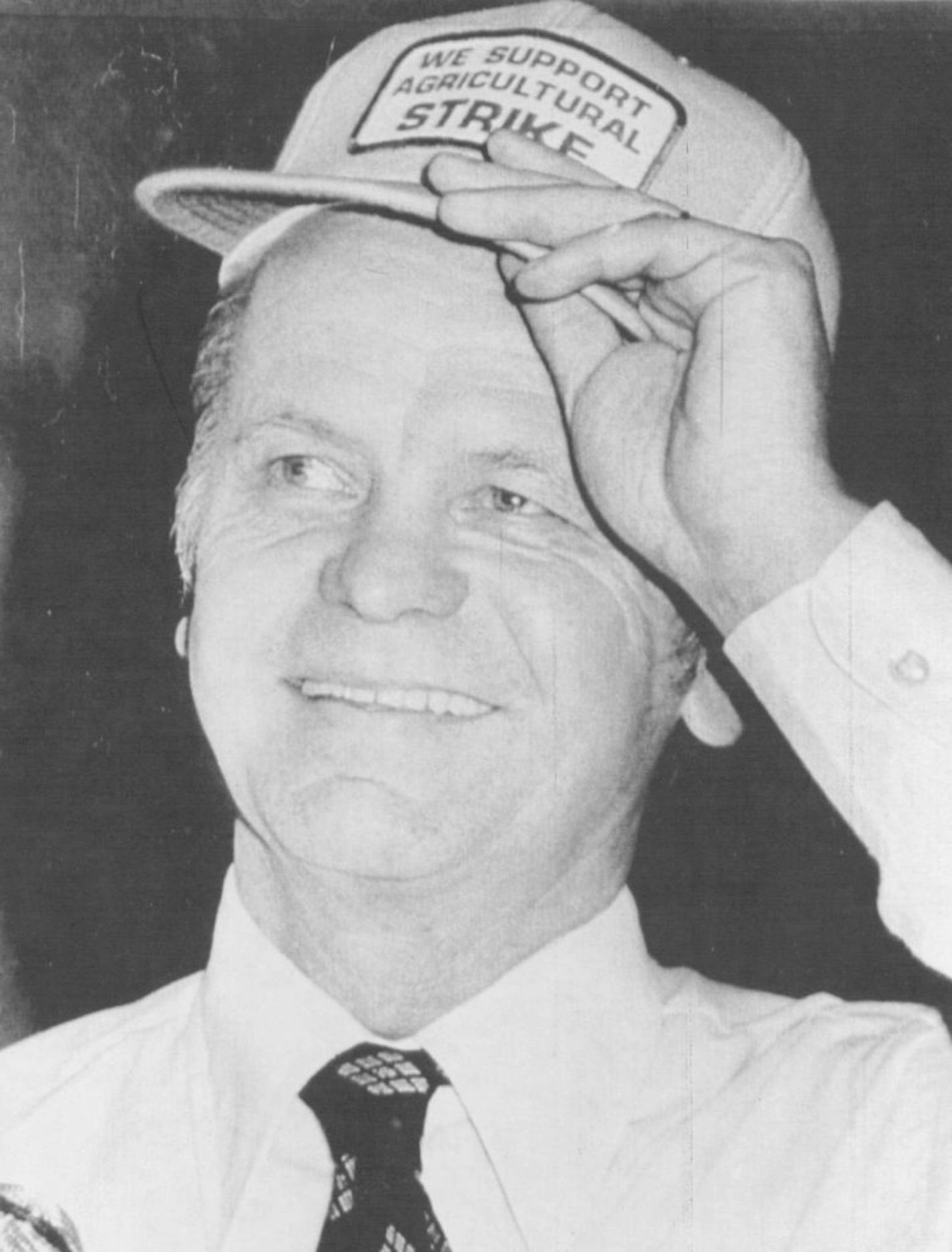 December 15, 1977: Agriculture Secretary Bob Bergland got a standing ovation from more than 1,000 Georgia farmers when he donned a hat bearing a pro-farm strike slogan and also agreed to explain on national television the farmer strike demands.