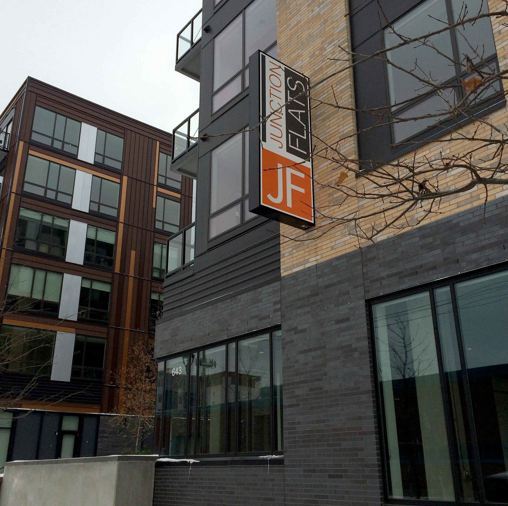 Earlier this month, South Carolina-based Greystar paid $49 million, or $270,000 per unit, for the 182-unit Junction Flats in downtown Minneapolis just weeks after residents started moving in.