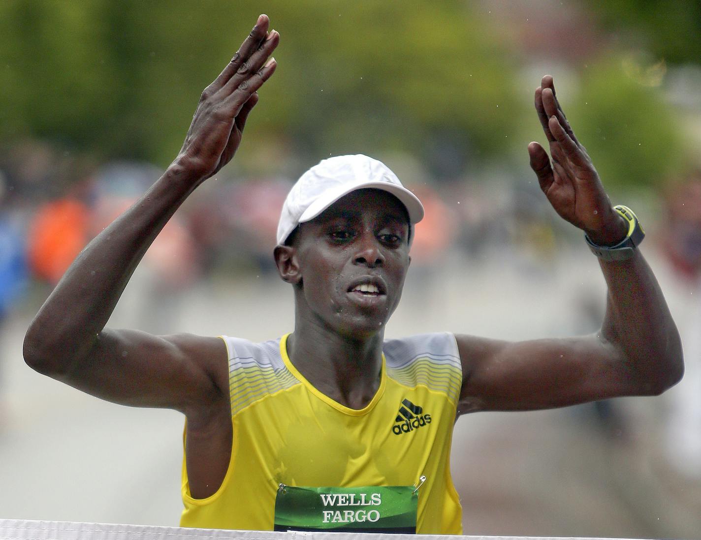 t06.20.2015 -- Steve Kuchera -- kucheraGMA0621c10 -- Elisha Barno wins the Grandma's Marathon race Saturday with a time of 2:10:36. Steve Kuchera / skuchera@duluthnews.com