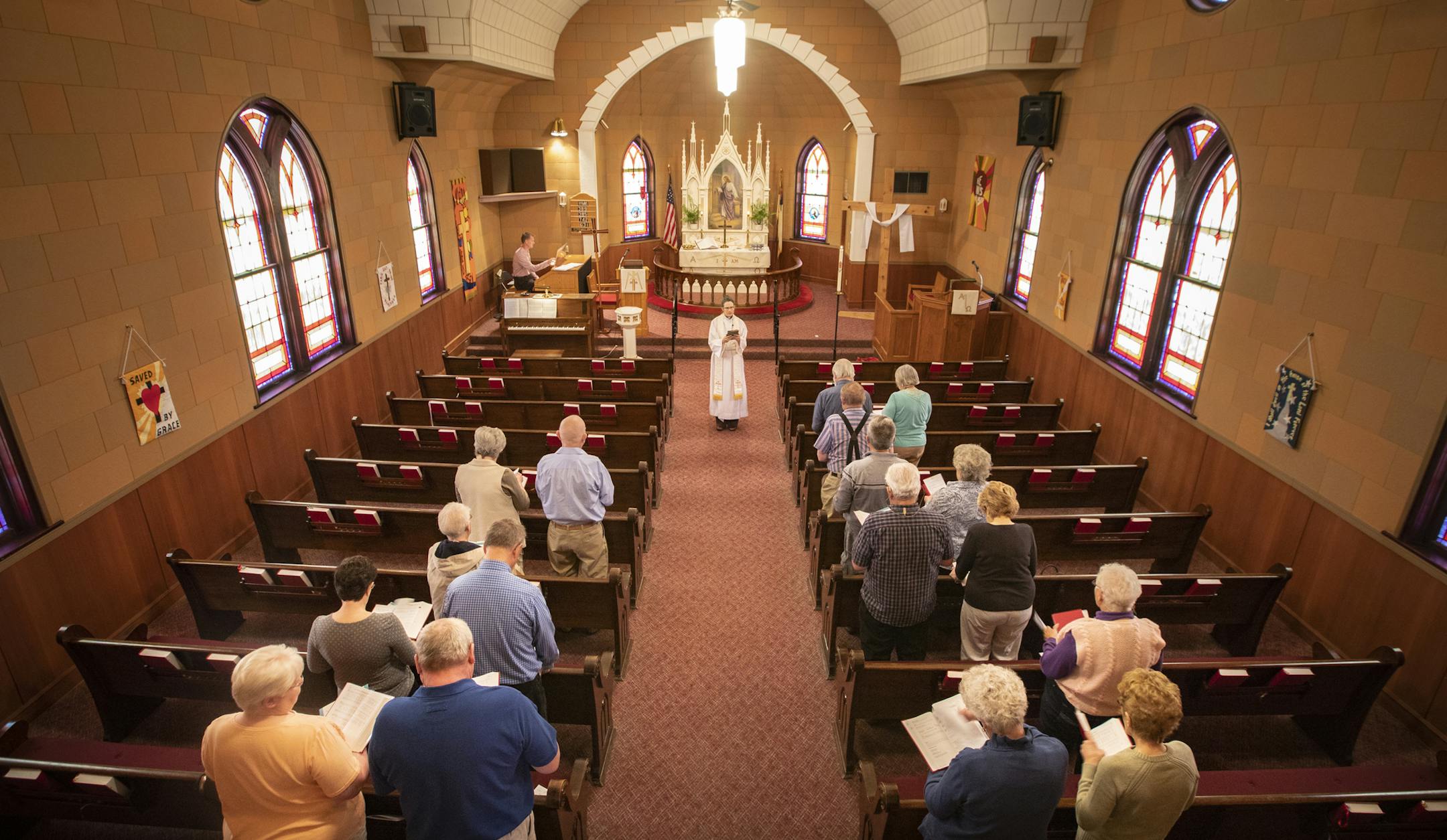 Pastor Sarah Taylor leads Sunday service at LaSalle Lutheran Church. ] LEILA NAVIDI ï leila.navidi@startribune.com BACKGROUND INFORMATION: Sunday service at LaSalle Lutheran Church in LaSalle on Sunday, May 6, 2018. LaSalle Lutheran Church in the tiny town of La Salle, Minnesota is closing it's doors for good this August. For Part 1 of series on Christianity at the Crossroads.