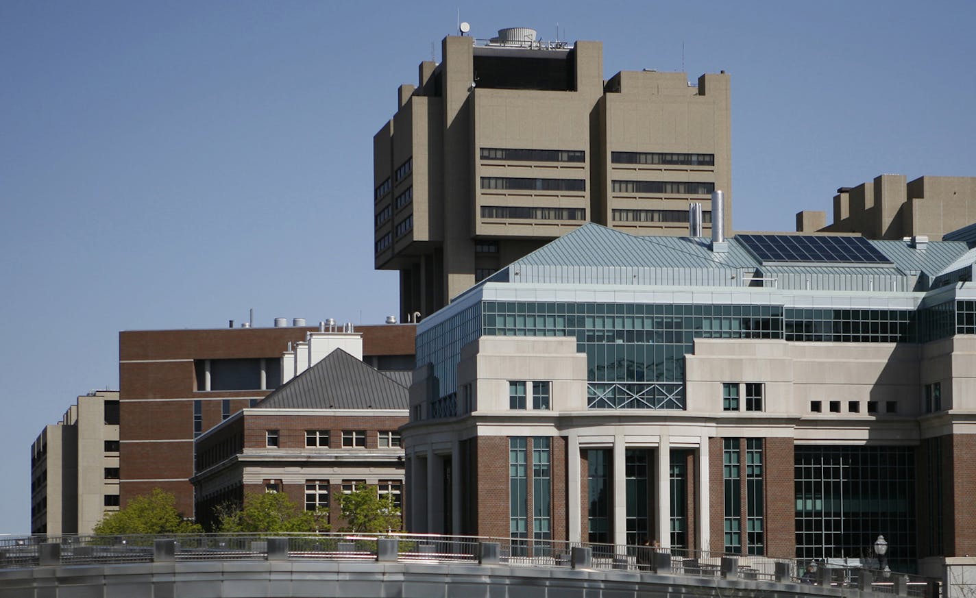 The view looking east along Washington Ave. from the first pedestrian bridge. The building at right is Nils Hasselmo Hall on the University of Minnesota campus.