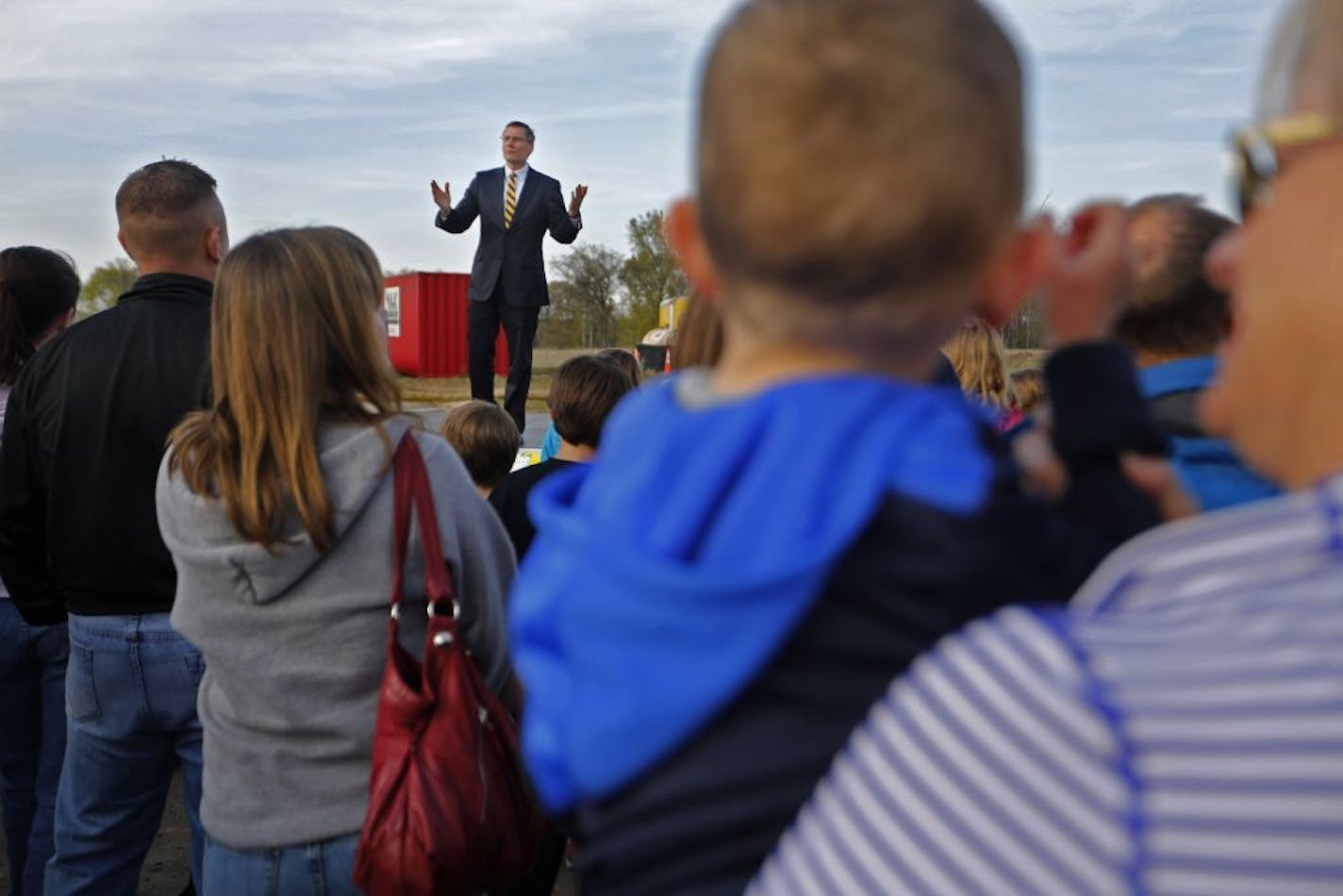 At the Mahtomedi Athletic Fields, a groundbreaking ceremony was held for the the new Wildwood Elementary which will be ready in the fall of 2013. Superintendent Mark Larson was a master of ceremony.