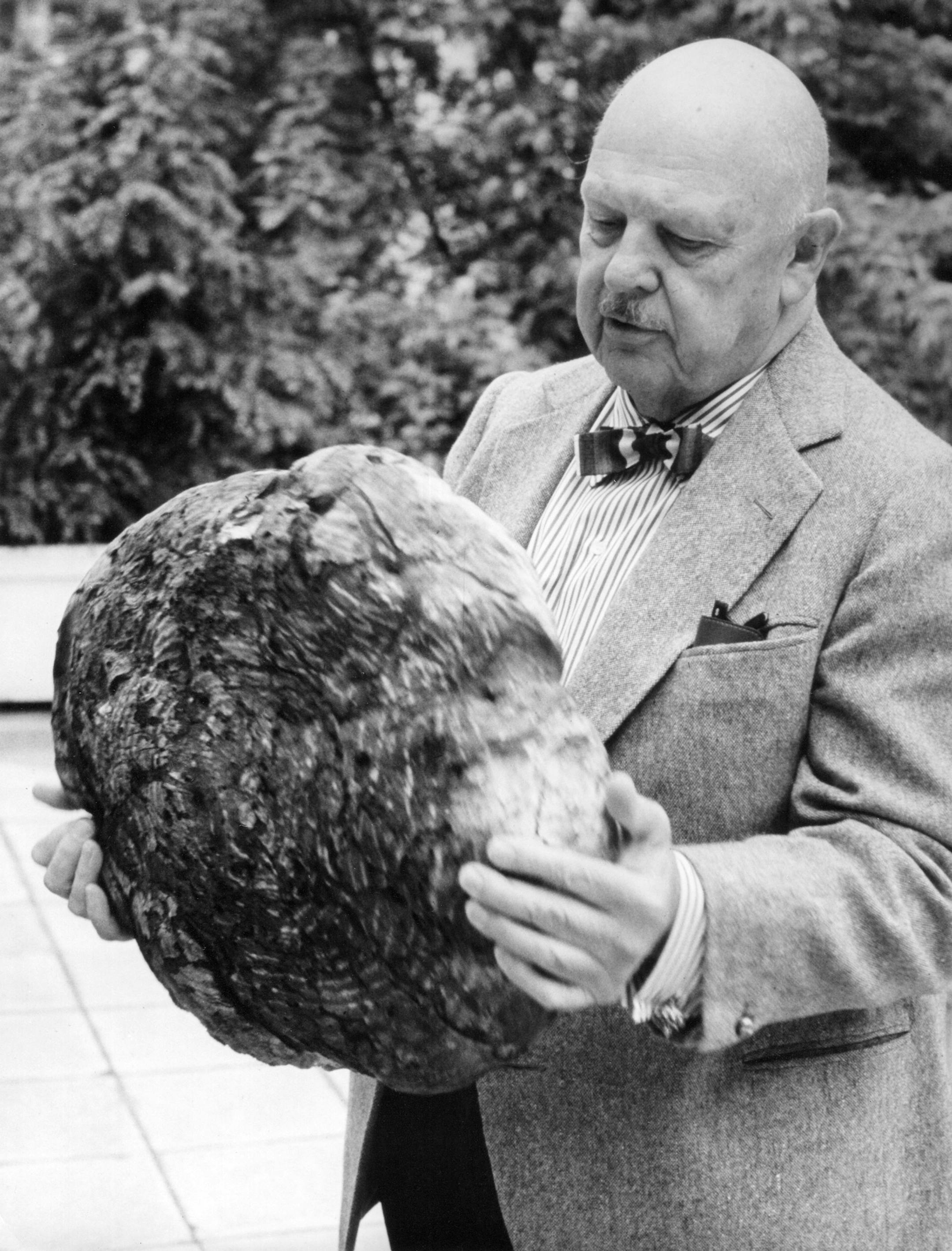 Chef James Beard with giant bread.