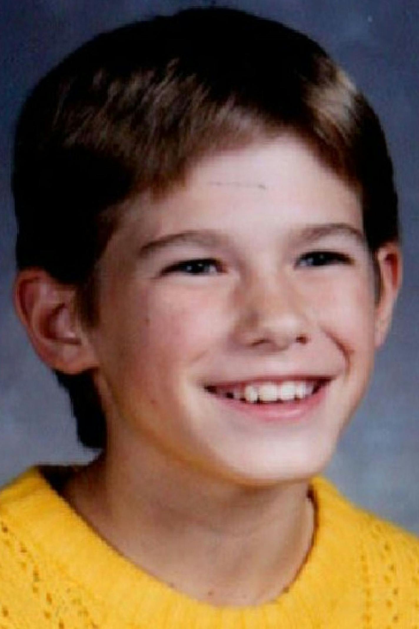 October 27, 1989 Jacob Wetterling -- A group of Twin Cities businessmen anonymously put up a $100,000 cash reward Thursday for the safe return 411-year-old Jacob Wetterling. "We're very pleased about the reward," said FBI agent Jeff Jamar, " because if the man who took Jacob has any friends or acquaintances that know what's going on, you can bet 100,000 will get their attention." October 28, 1989 October 23, 1992