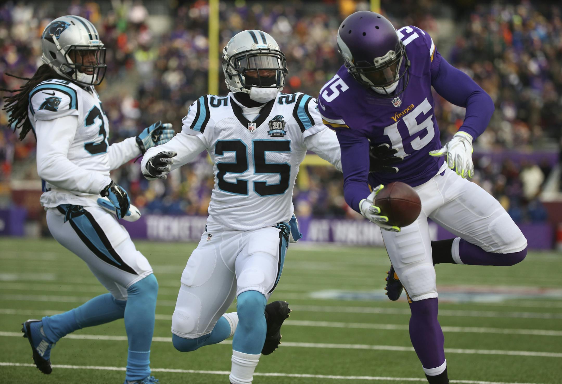 Minnesota Vikings wide receiver Greg Jennings (15) scored with a 17 yard pass reception in the second quarter Sunday afternoon. Carolina Panthers cornerback Bene' Benwikere (25) was too late to stop him from catching the corner of the end zone. ] JEFF WHEELER &#x201a;&#xc4;&#xa2; jeff.wheeler@startribune.com The Minnesota Vikings faced the Carolina Panthers in an NFL football game Sunday afternoon, November 30, 2014 at TCF Bank Stadium in Minneapolis.