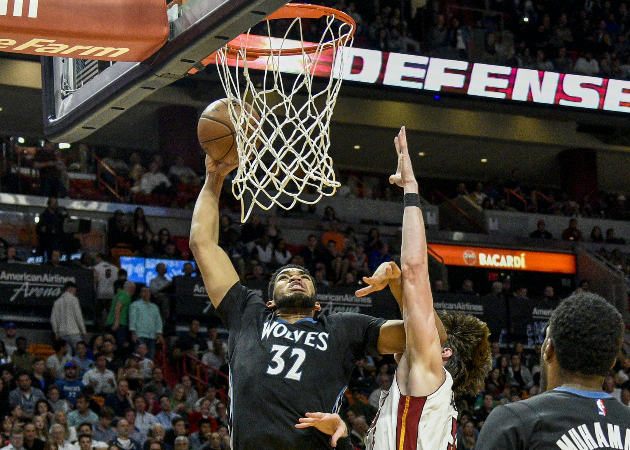 Miami Heat's Hassan Whiteside plays against the Minnesota Timberwolves during the first quarter of an NBA basketball game Friday, March. 17, 2017, in Miami. (AP Photo/Gaston De Cardenas)