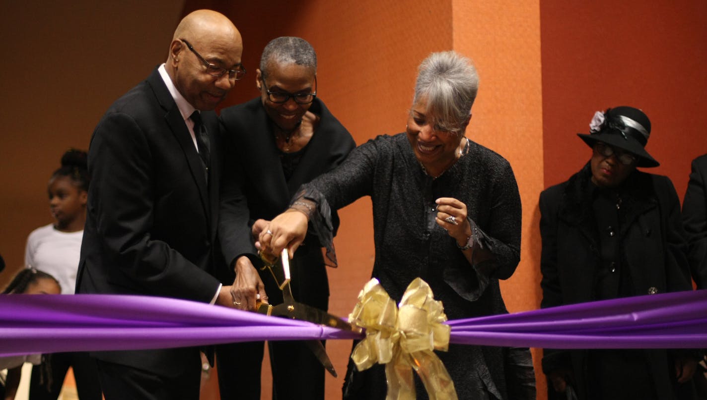 William Huff, Valeda Huff and Fredia Jordan cut the ribbon at Kingdom Life Church.