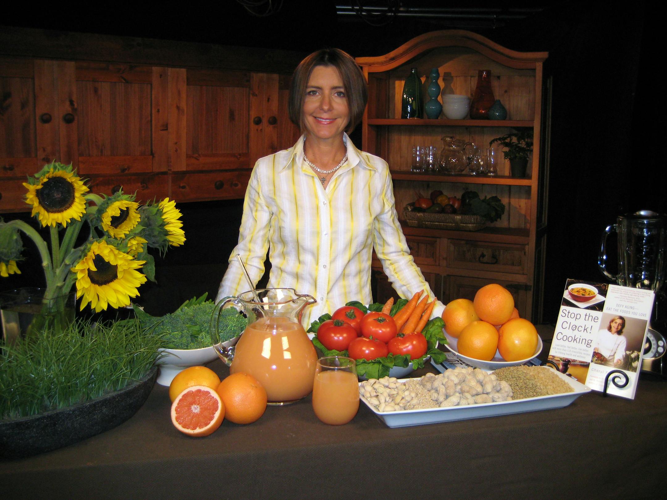 Cheryl Forberg, the nutritionist for NBC's "The Biggest Loser," is speaking at an event through Anoka-Hennepin Community Education on Jan. 9, 2009. She'll discuss how The Biggest Loser's contestants shed hundreds of pounds, stay on track with their weight loss goals, and achieve healthy weight loss success. The "Positively Ageless'' dinner and talk will be held at Edinburgh USA in Brooklyn Park. PHOTO COURTESY OF CHERYL FORBERG