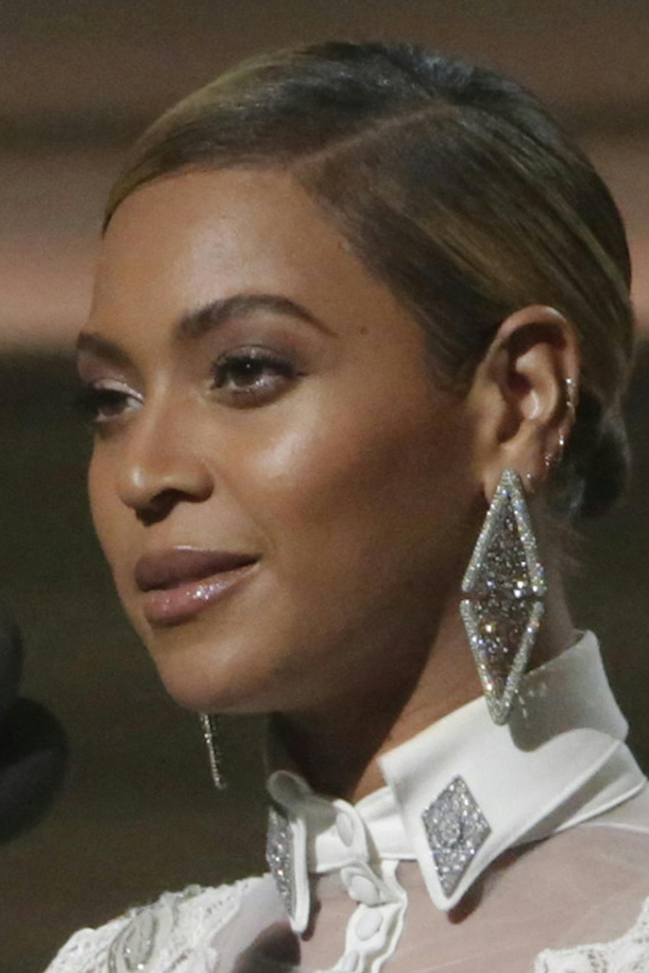 Beyonce on stage at the 58th Annual Grammy Awards on Monday, Feb. 15, 2016, at the Staples Center in Los Angeles. (Robert Gauthier/Los Angeles Times/TNS) ORG XMIT: 1183862