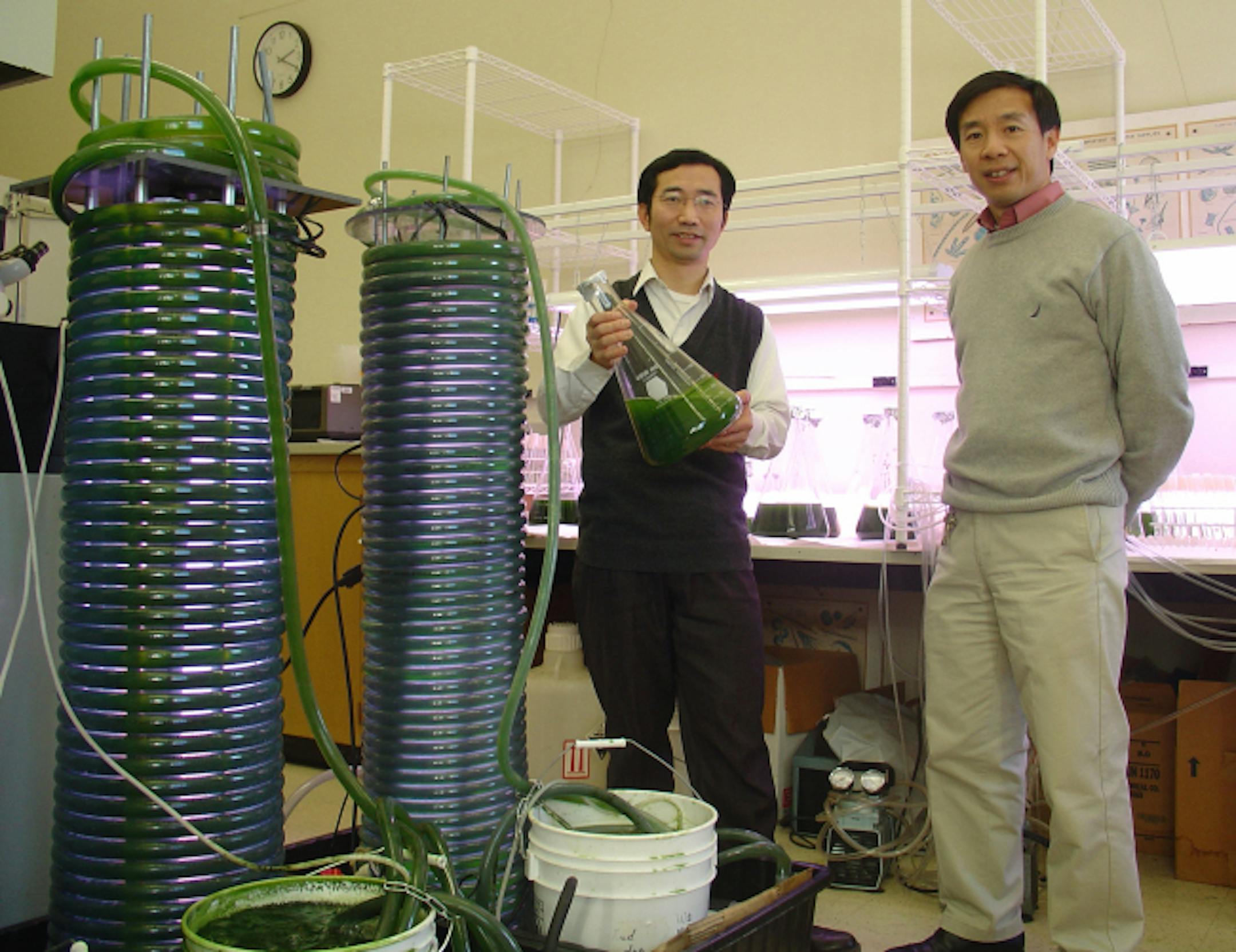 Roger Ruan (left) and Paul Chen