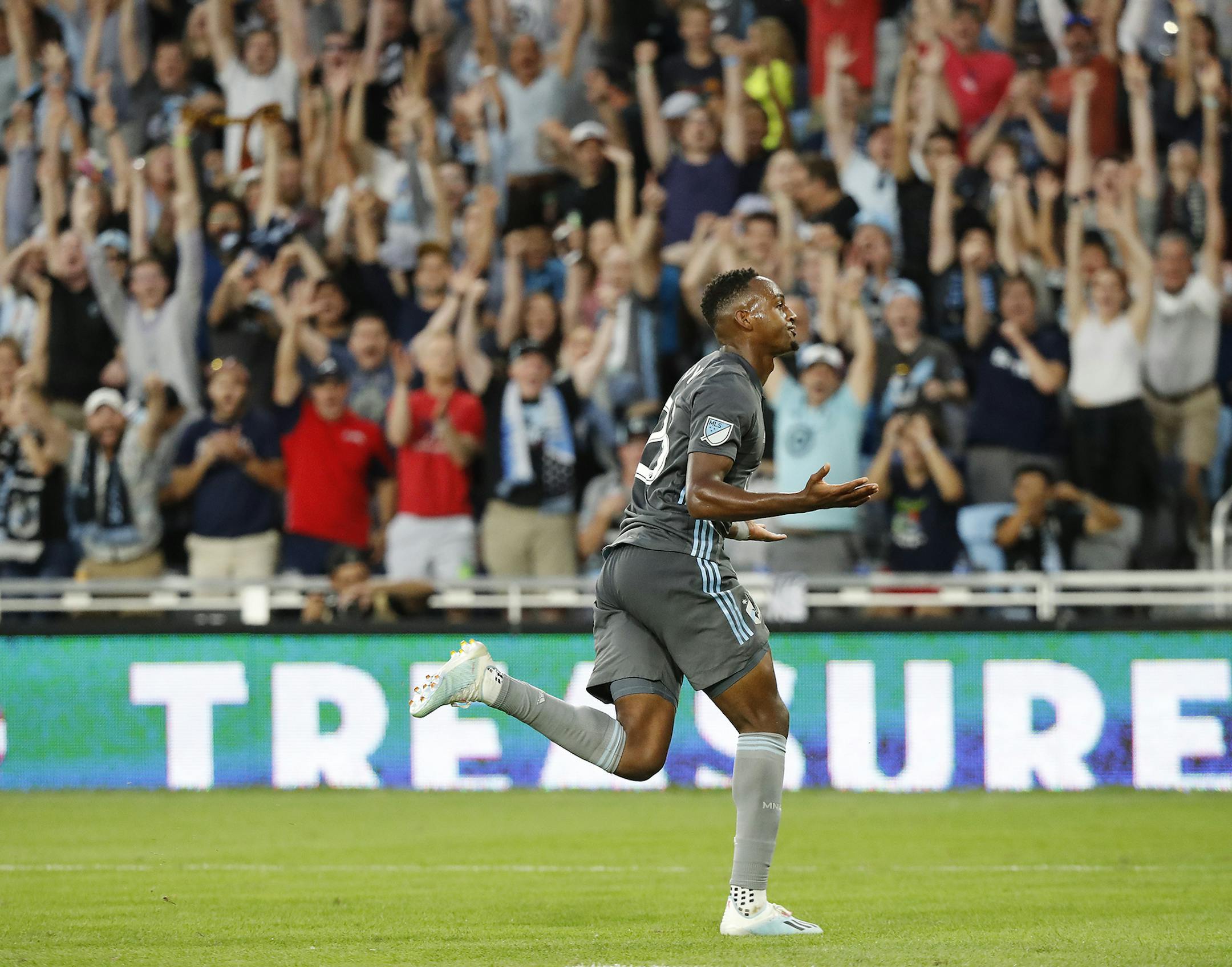 Minnesota United forward Mason Toye (23) celebrated a goal during the second half. ] LEILA NAVIDI &#x2022; leila.navidi@startribune.com BACKGROUND INFORMATION: The U.S. Open Cup semifinals between the Minnesota United and the Portland Timbers at Allianz Field in St. Paul on Wednesday, August 7, 2019. Minnesota United won the game 2-1.