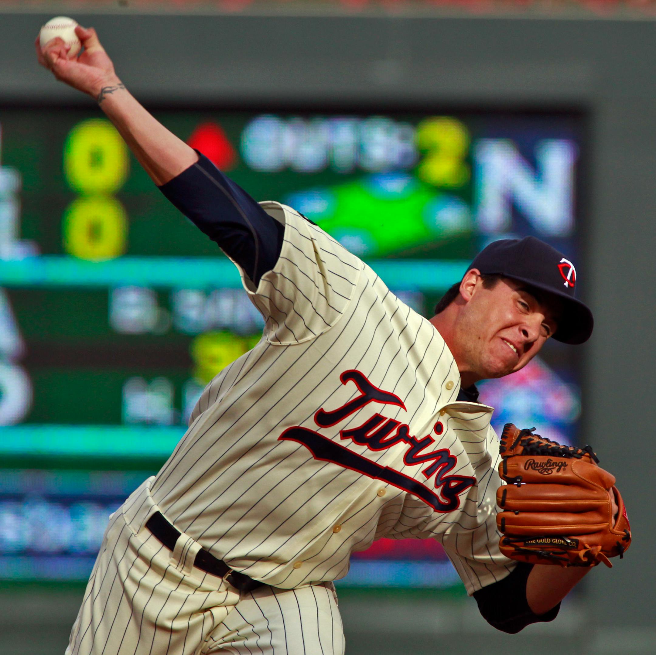 Twins starting pitcher Anthony Swarzak threw a no-hitter into the eighth inning.
