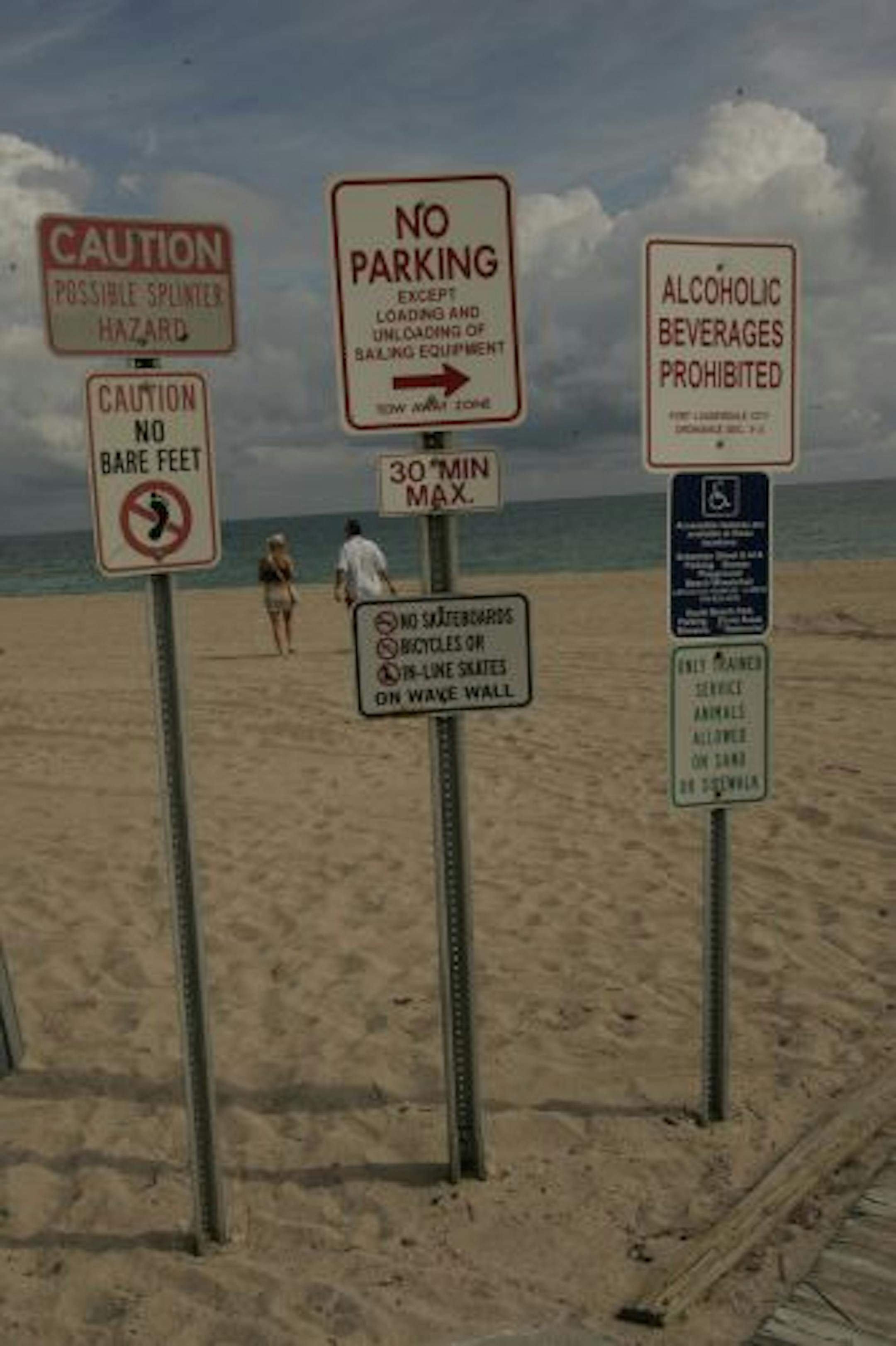 .
Scenes from Fort Lauderdale, Fla. Ran on: 02-14-2010
The city still welcomes hard-partying college students on break -- provided they follow the lengthy list of rules.