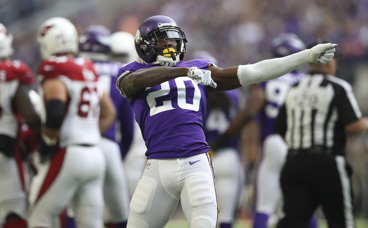 Minnesota Vikings cornerback Mackensie Alexander (20) celebrated after his first quarter sack of Arizona Cardinals quarterback Josh Rosen (3) for an eight yard loss. ] JEFF WHEELER &#xef; jeff.wheeler@startribune.com The Minnesota Vikings faced the Arizona Cardinals in an NFL football game Sunday afternoon, October 14, 2018 at U.S. Bank Stadium in Minneapolis.