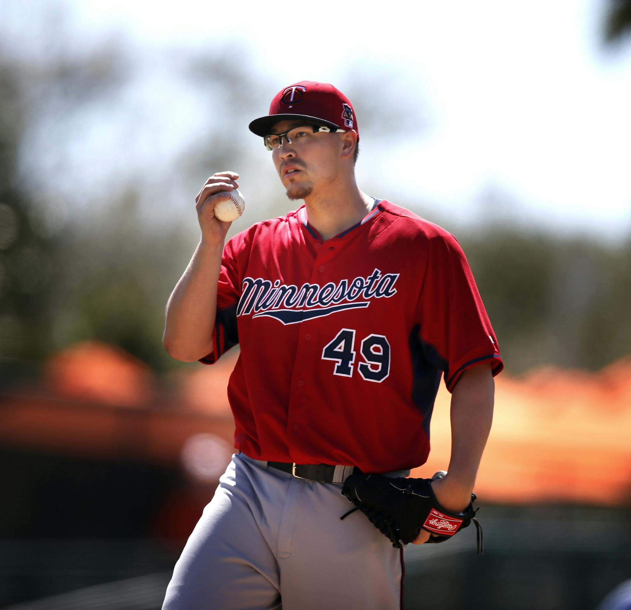 Twins pitcher Vance Worley pitched Monday March 3, . 2014in the game between the Minnesota Twins at Baltimore in Sarasota , Florida. Twins beat Orioles 9-2 JERRY HOLT jerry.holt@startribune.com Jerry Holt