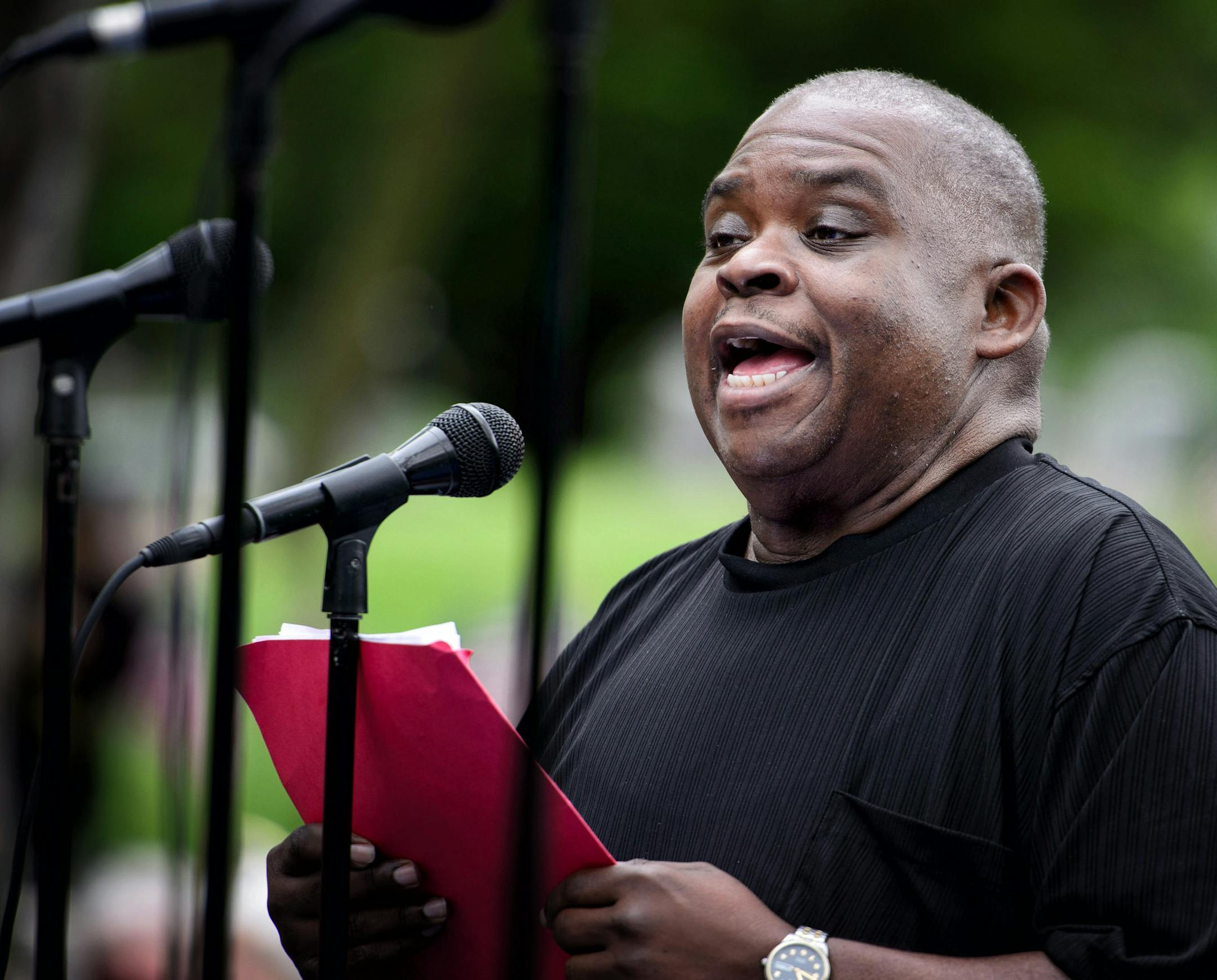 Robert Robinson sang "The Times They Are A' Changing" during the ceremony. ] GLEN STUBBE * gstubbe@startribune.com , Monday, May 25, 2015 Traditional Memorial Day ceremony held near the Soldiers Memorial monument at Lakewood Cemetery, Minneapolis.