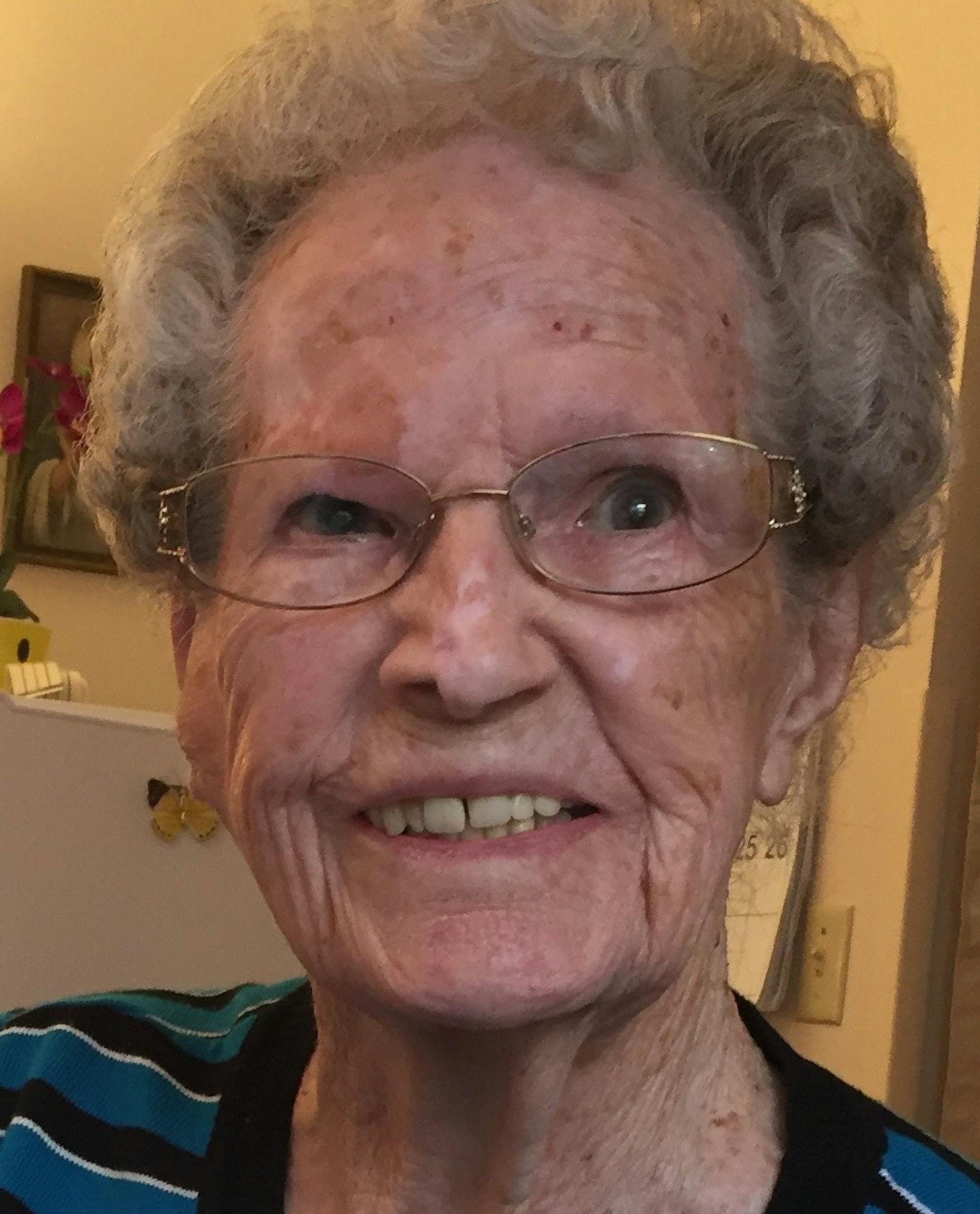 Olive Hachlowski was an Irishwoman who fell in love with a Minneapolis GI during World War II.