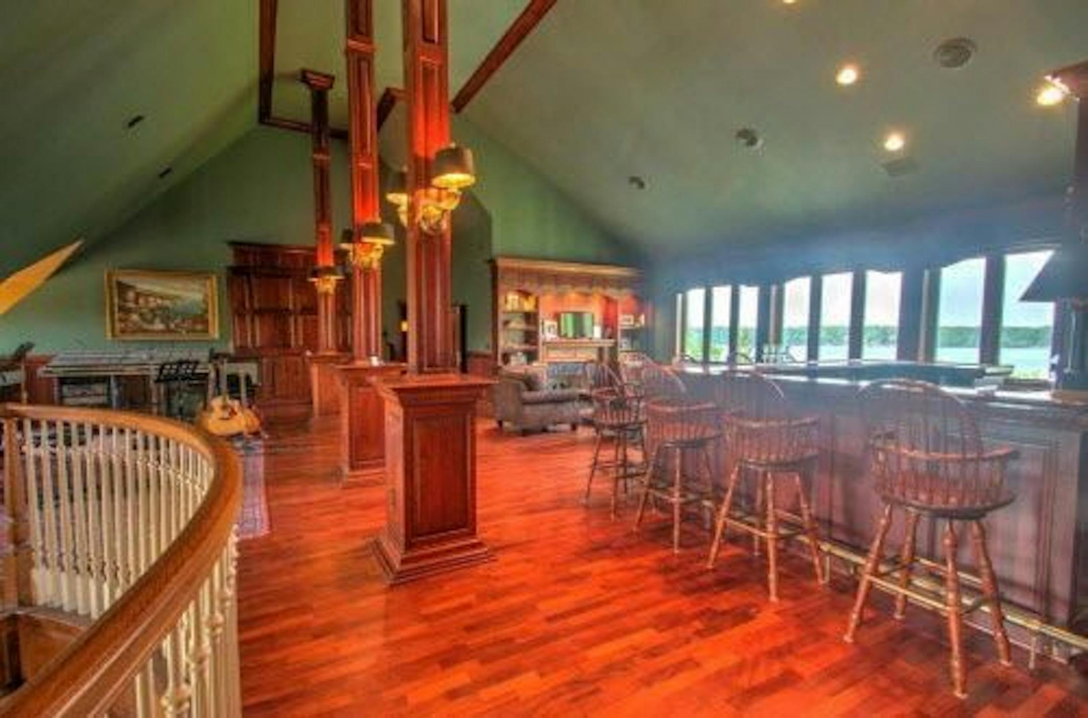 Upper-level bar overlooking the lake.