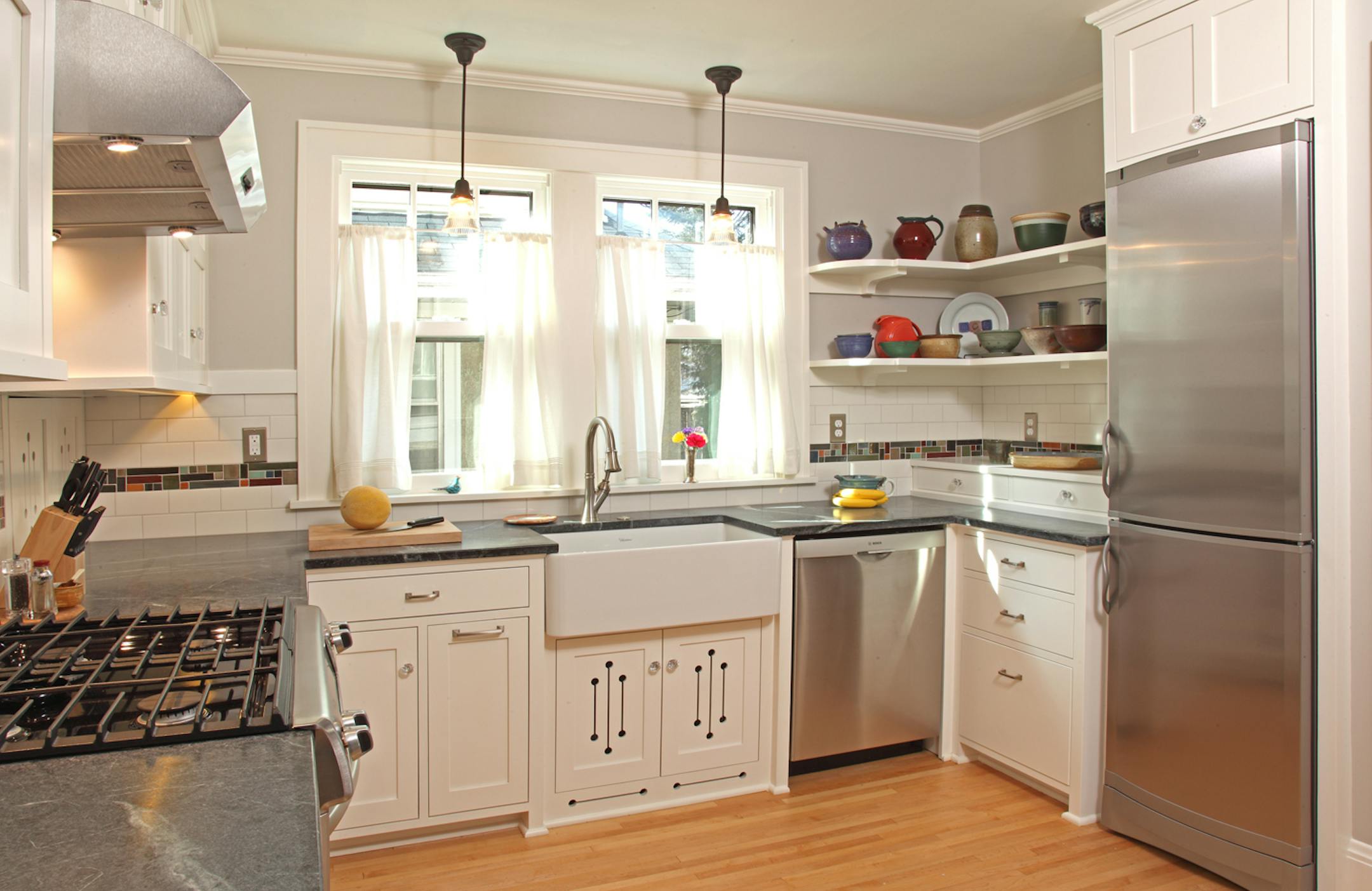AFTER : Everyday soluitions bungalow kitchen renmodel by David Heide Design Studio. Credit Greg Page