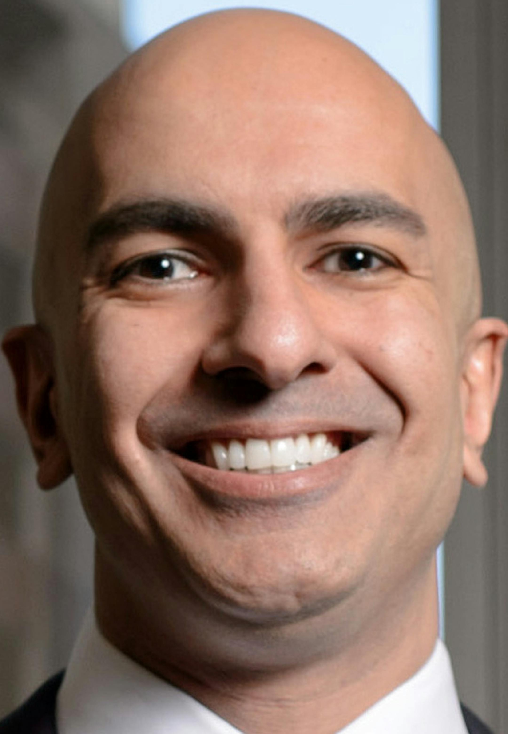 Neel Kashkari has been appointed 13th president and chief executive officer of the Federal Reserve Bank of Minneapolis, effective January 1, 2016 ] GLEN STUBBE * gstubbe@startribune.com Monday, November 9, 2015 ***EMBARGOED UNTIL 10:30 A.M. CST NOVEMBER 10, 2015**** Neel Kashkari has been appointed 13th president and chief executive officer effective January 1, 2016 Neel Kashkari is cq
