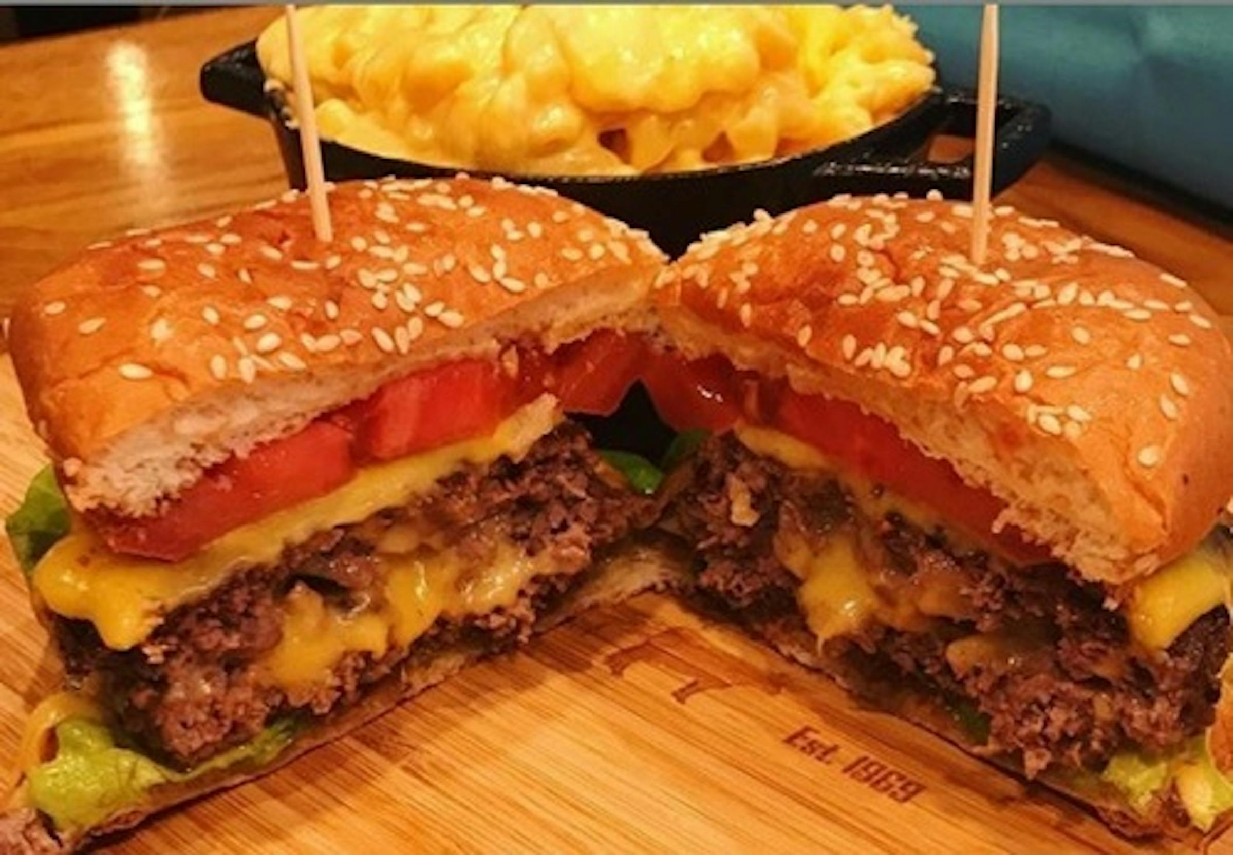 Juicy Lucy BBQ - Barbecue restaurant in Staten Island, NY