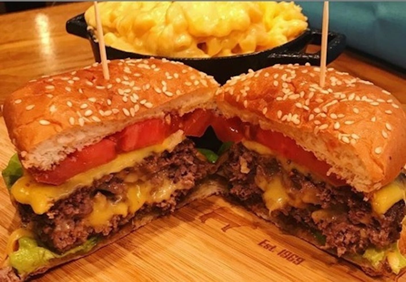 A New York-made Juicy Lucy at a Texas-style barbecue restaurant opening in Staten Island.