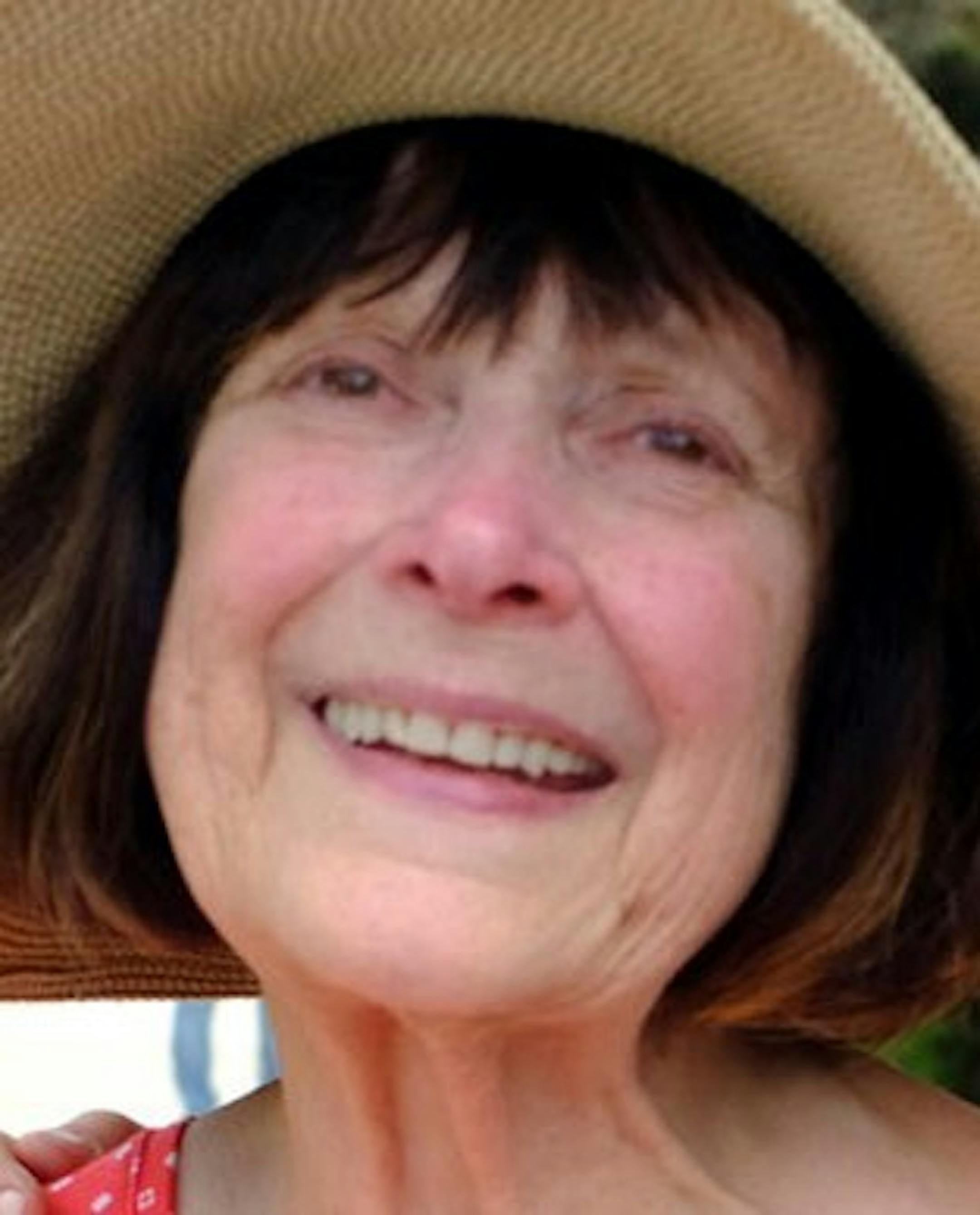 Bari Gordon ran a store called Adbari's with her mother, Adeline, from 1976 to 1984. They taught classes and sold hard-to-find cake decorating supplies. Gordon, of Plymouth, died Oct. 27 She was 77