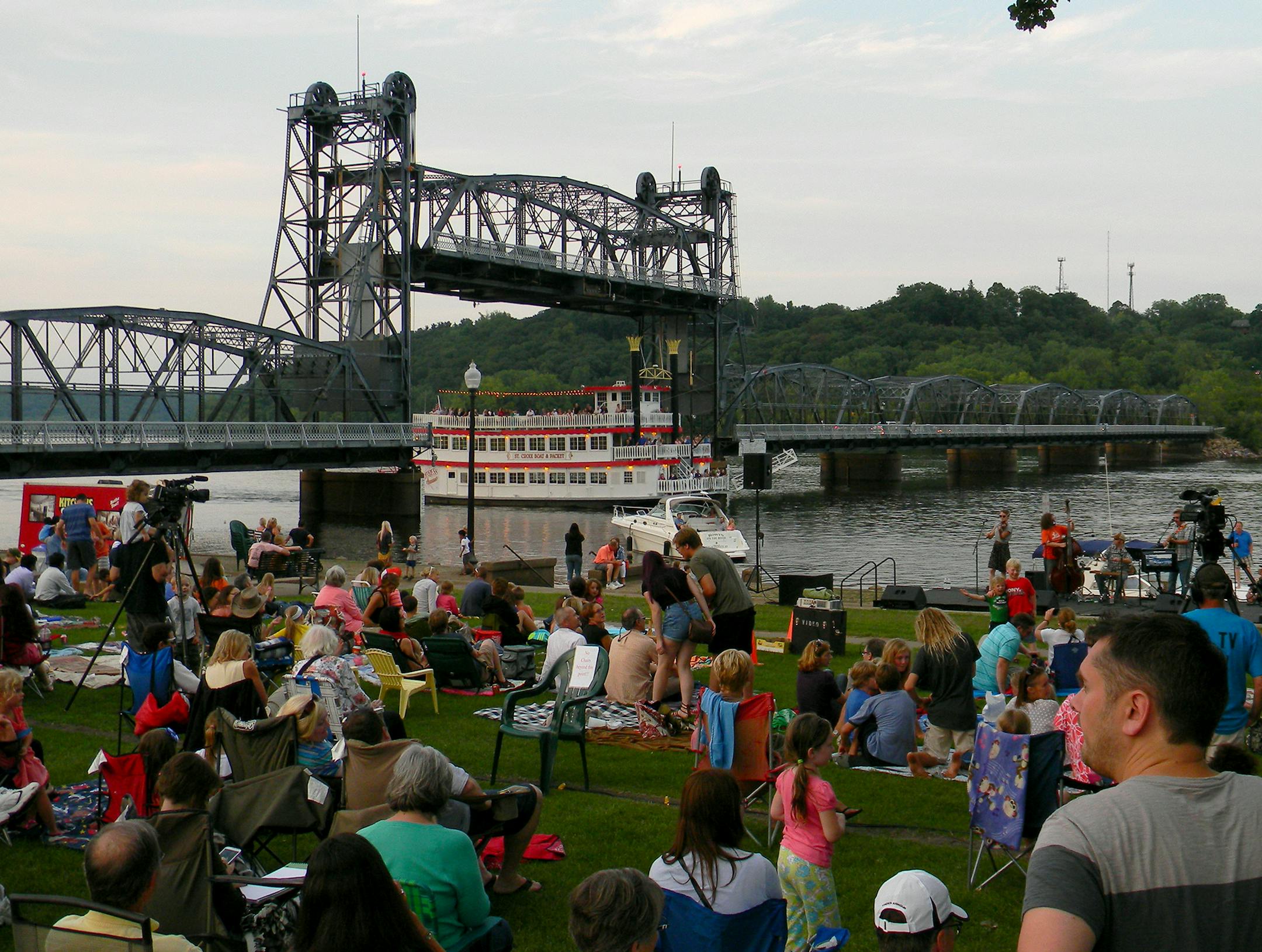 Movies on Summer Tuesdays nights in Stillwater can now be viewed by boaters. The popular family activity on the lawn along the St. Croix River has endured for several summers. (Photos by Callie Sacarelos, Special to the Star Tribune)