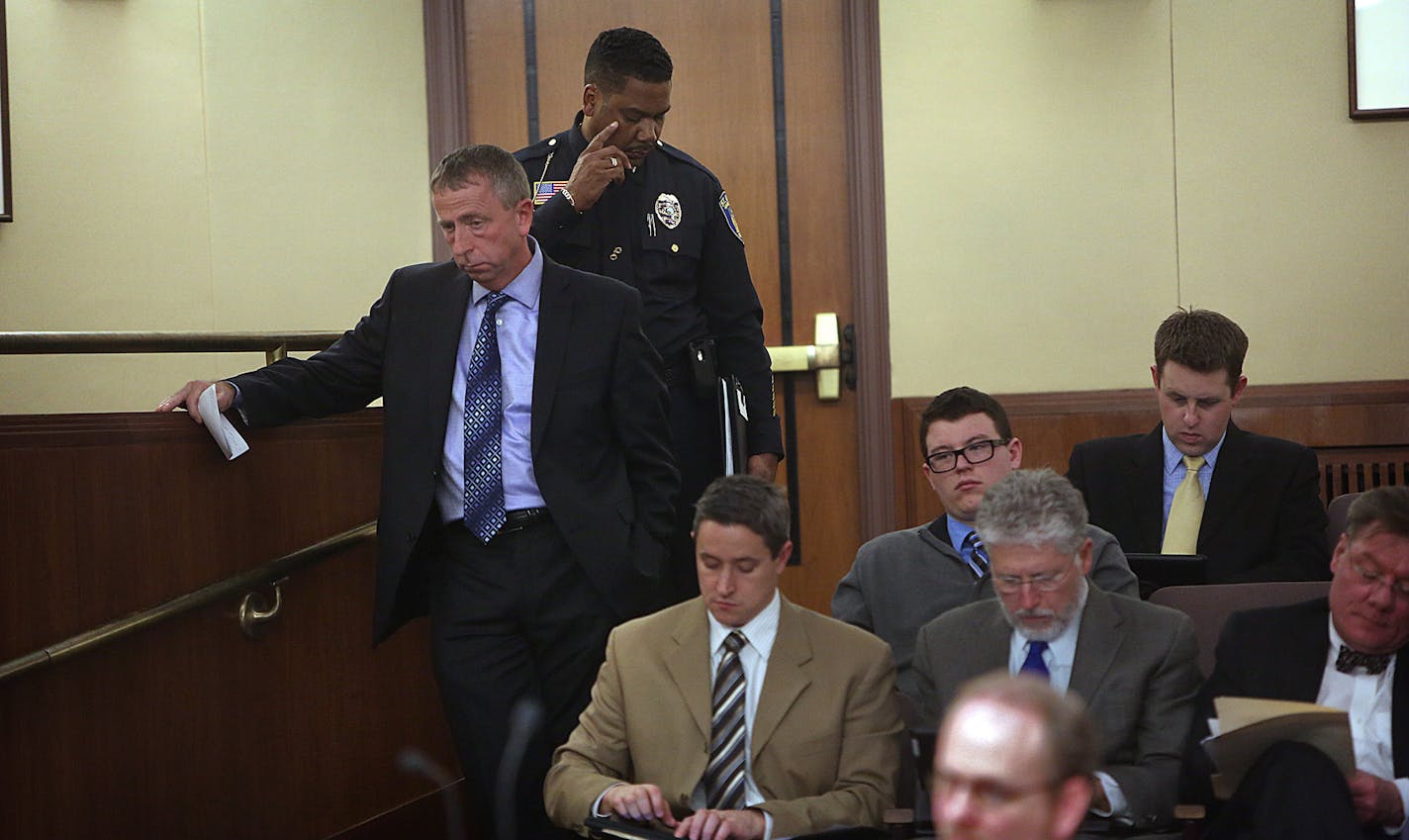 David Kleis, mayor of the City of St. Cloud (front/left) and William Blair Anderson, St. Cloud Police Chief, waited for their opportunity to testify on behalf of the bill.] JIM GEHRZ&#x2022;jgehrz@startribune.com (JIM GEHRZ/STAR TRIBUNE) / February 20, 2012 / 2:00 PM St. Paul, MN &#x2013; BACKGROUND INFORMATION: The issue of &#x201c;photocop&#x201d; cameras used to catch drivers who run red lights, an experiment that Minneapolis tried only to have the Supreme Court strike down, returns to the Le