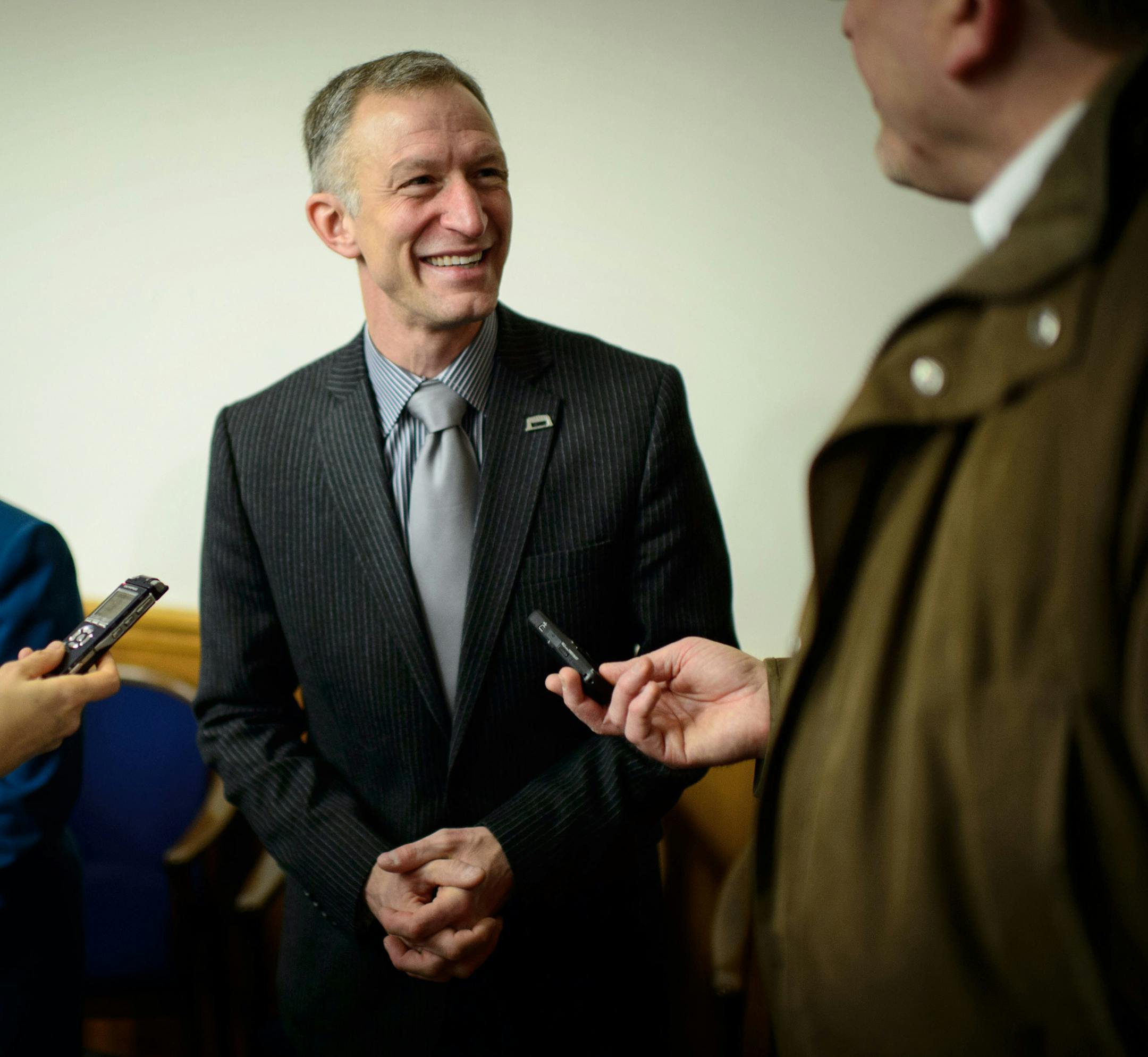 Sen. Roger Reinert (DFL-Dululth) and Rep. Jenifer Loon (R-Eden Prairie) announced a package of legislative options that would reform Minnesota's prohibition of Sunday liquor sales. 38 other states allow this. ] GLEN STUBBE * gstubbe@startribune.com Thursday March 6, 2014