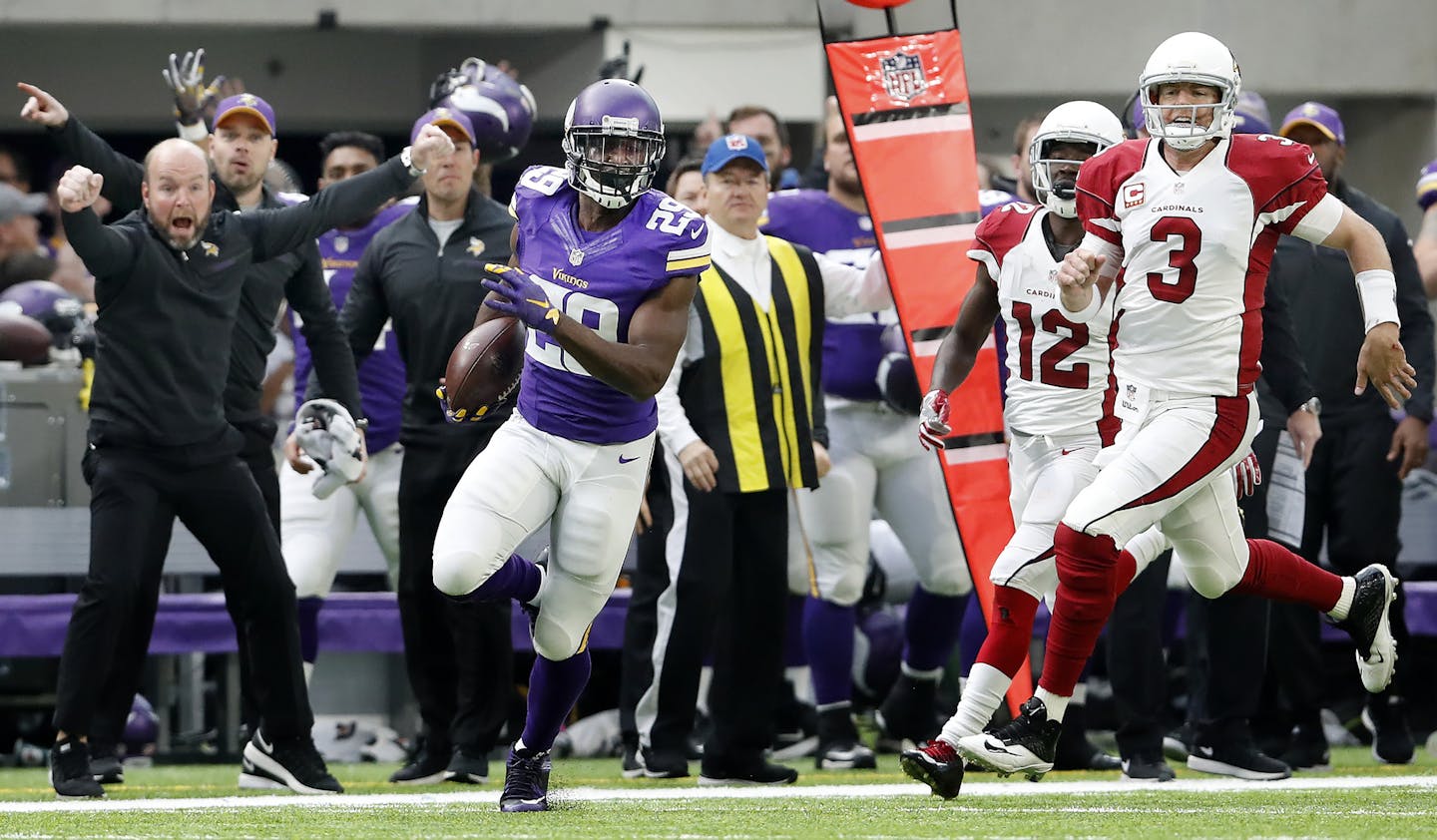 Xavier Rhodes (29) intercepted a Carson Palmer pass and returned 100-yard for a touchdown in the second quarter. ] CARLOS GONZALEZ cgonzalez@startribune.com - November 20, 2016, Minneapolis, MN, US Bank Stadium, NFL, Minnesota Vikings vs. Arizona Cardinals