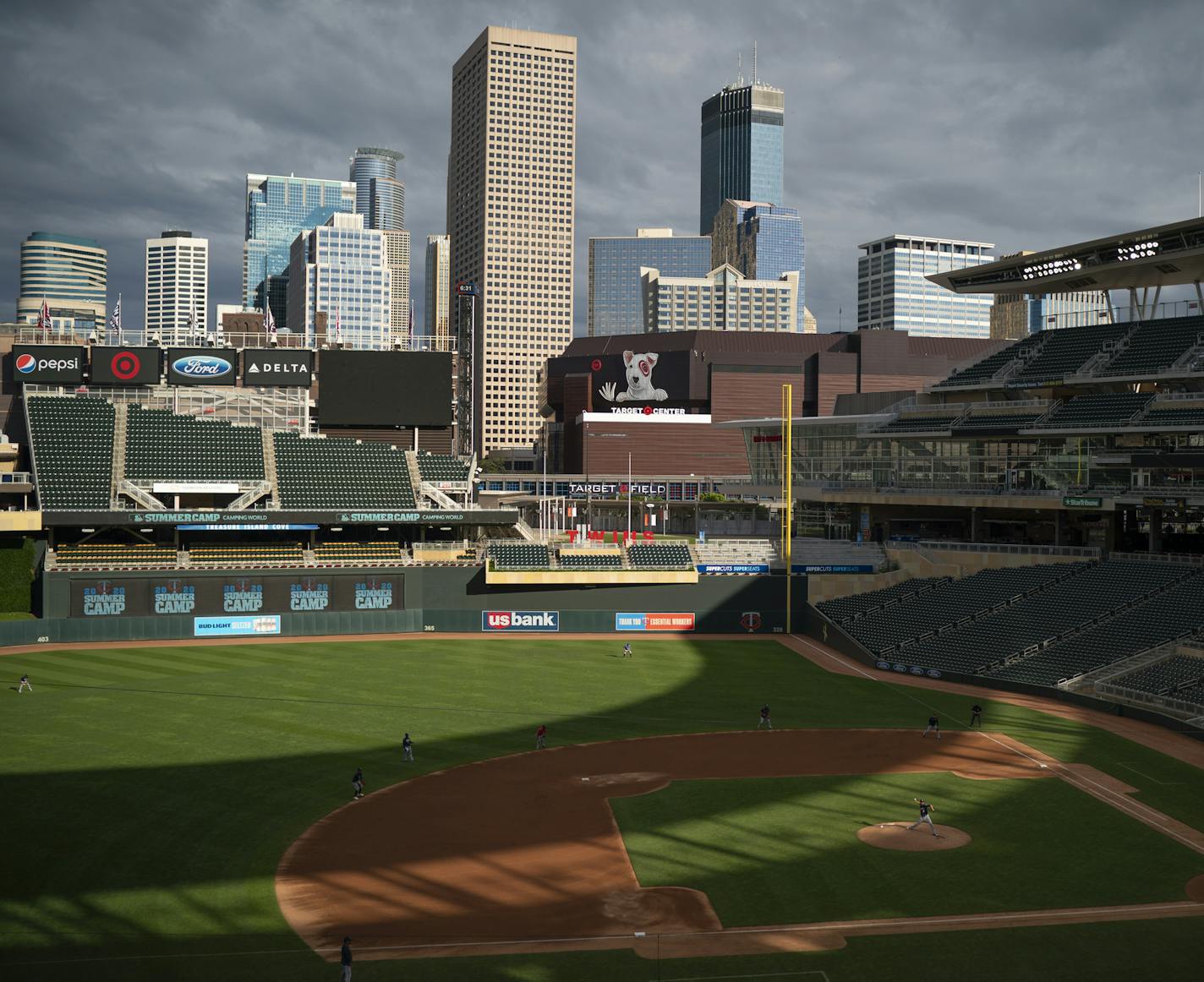 Minnesota Twins starting pitcher Jake Odorizzi (12) threw early in the simulated game. ] JEFF WHEELER • Jeff.Wheeler@startribune.com The Minnesota Twins held workouts and an intrasquad game Tuesday evening, July 14, 2020 at Target Field in Minneapolis.