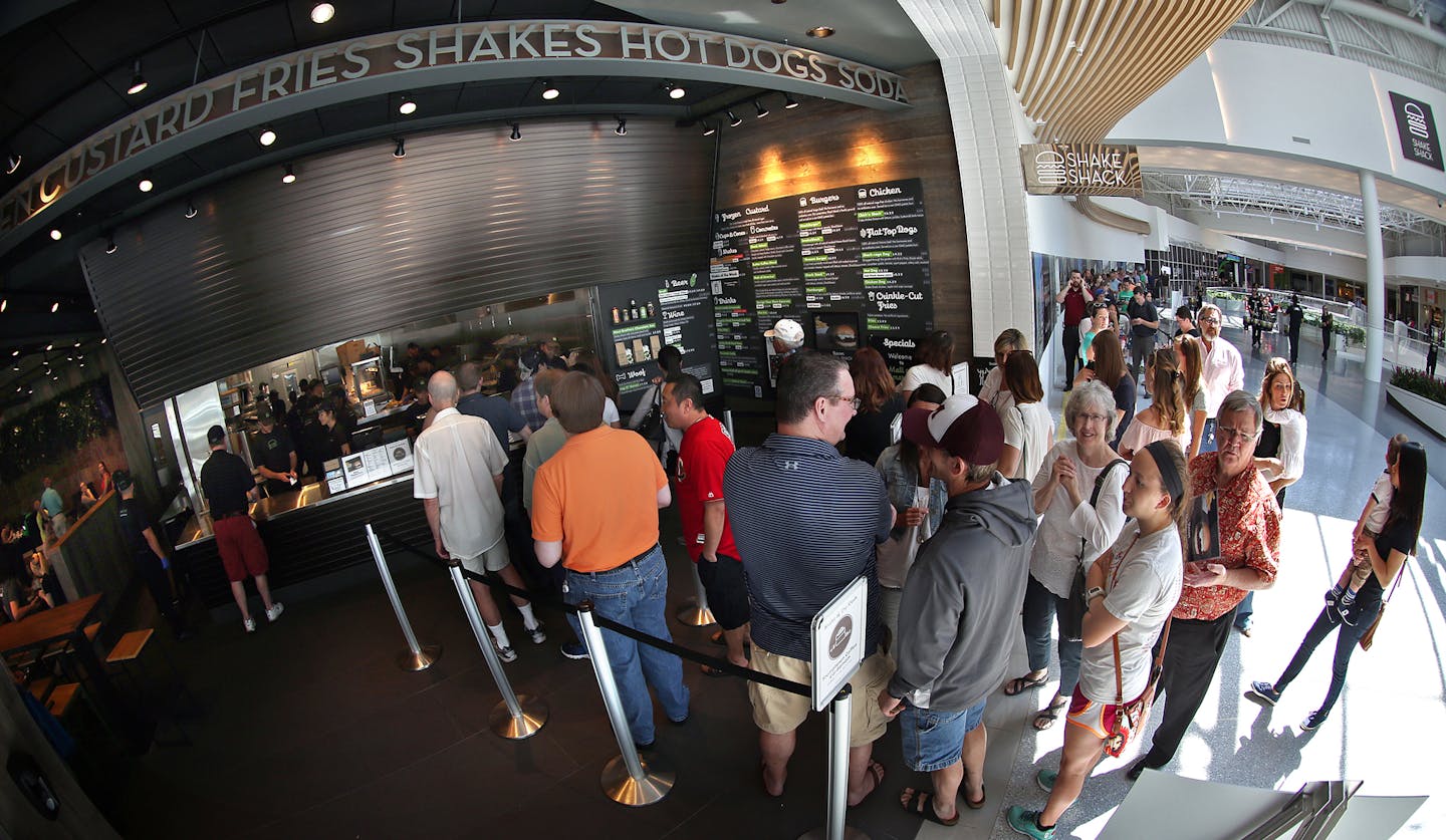 Shake Shack opened at Mall of America, with a large crowd of enthusiastic customers eagerly waiting to try out the menu. ] JIM GEHRZ&#xef;james.gehrz@startribune.com (JIM GEHRZ/STAR TRIBUNE) / June 9, 2016/ 10:30 PM , Bloomington, MN - BACKGROUND INFORMATION: Shake Shack opens its first Minnesota location at Mall of America and the crowds are expected to be huge.