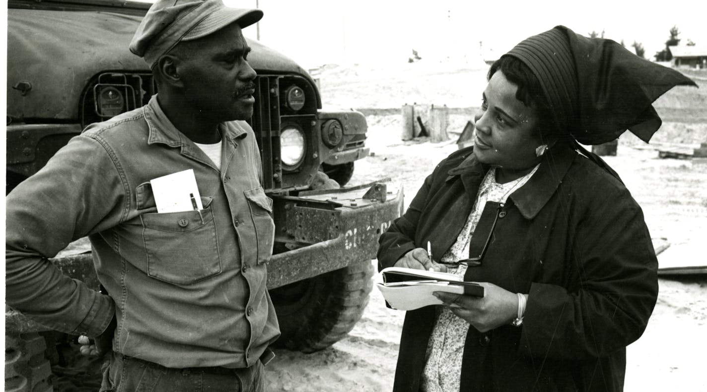 Ethel, Payne with soldier in Vietnam (Courtesy of the Moorland-Spingarn Research Center)