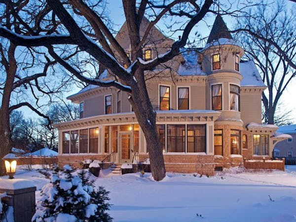 Take a look inside 'The Mary Tyler Moore Show' house for sale in Mpls.