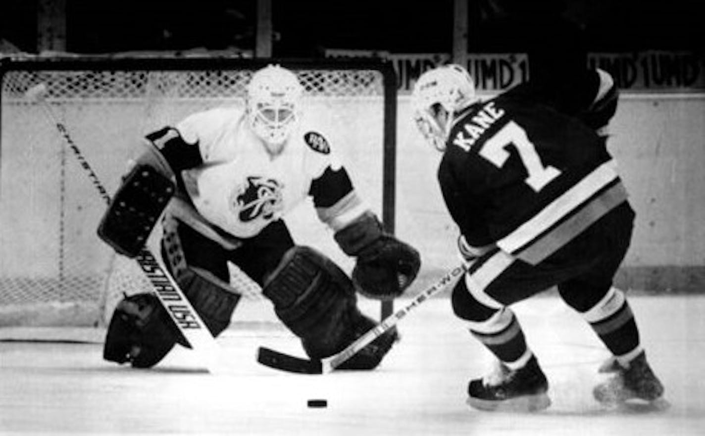 Bowling Green's Dan Kane shot on UMD goalie Rick Kosti during the 1984 NCAA title game.