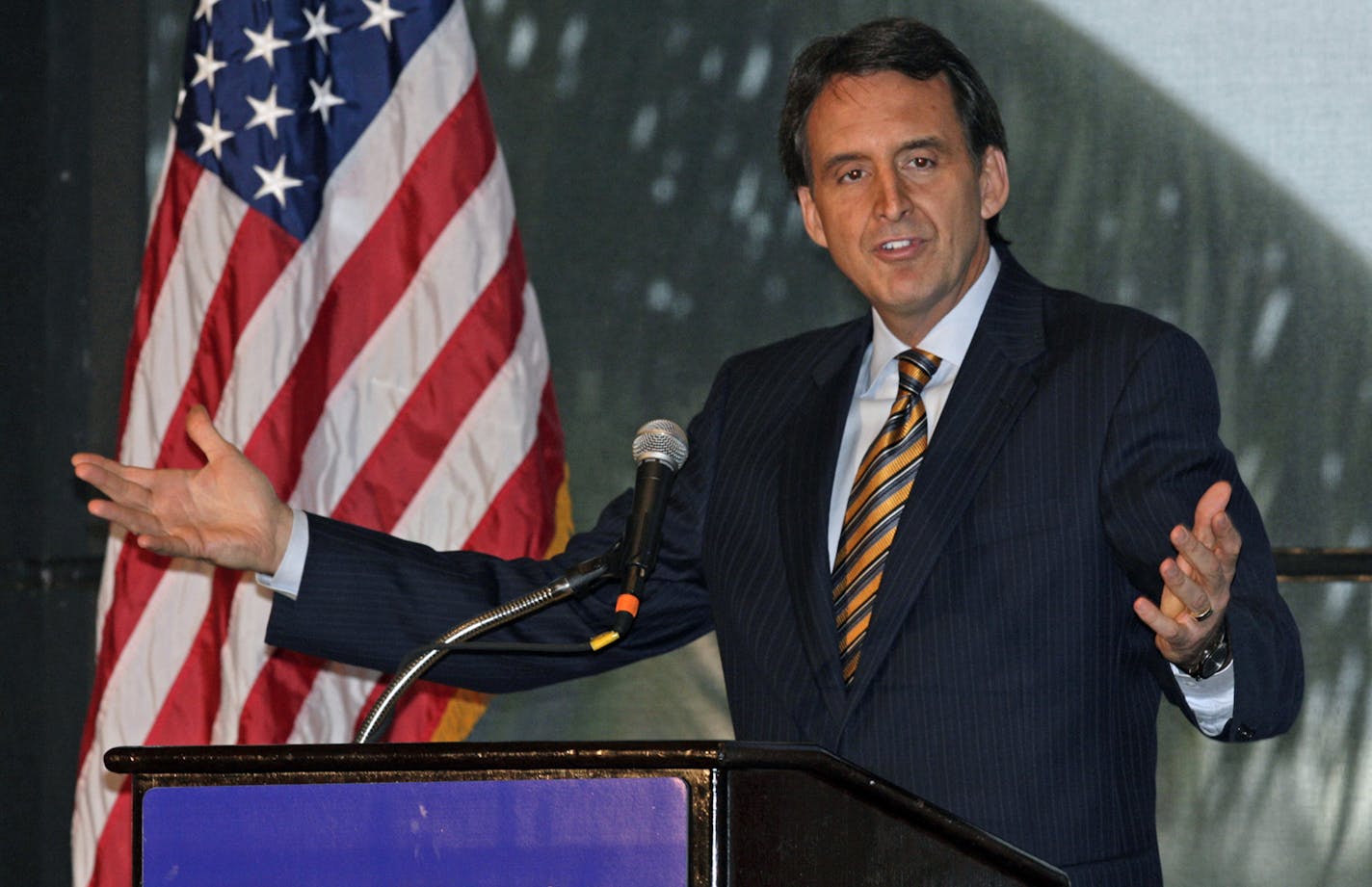 Minnesota Gov. Tim Pawlenty speaks during a luncheon at the 2008 Republican Governors Association Annual Conference at the Intercontinental Hotel in Miami, Florida, Wednesday, November 12, 2008. (Al Diaz/Miami Herald/MCT) ORG XMIT: 1065705