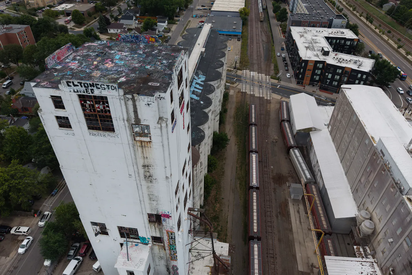Minneapolis grain elevator fall renews debate over urban exploring