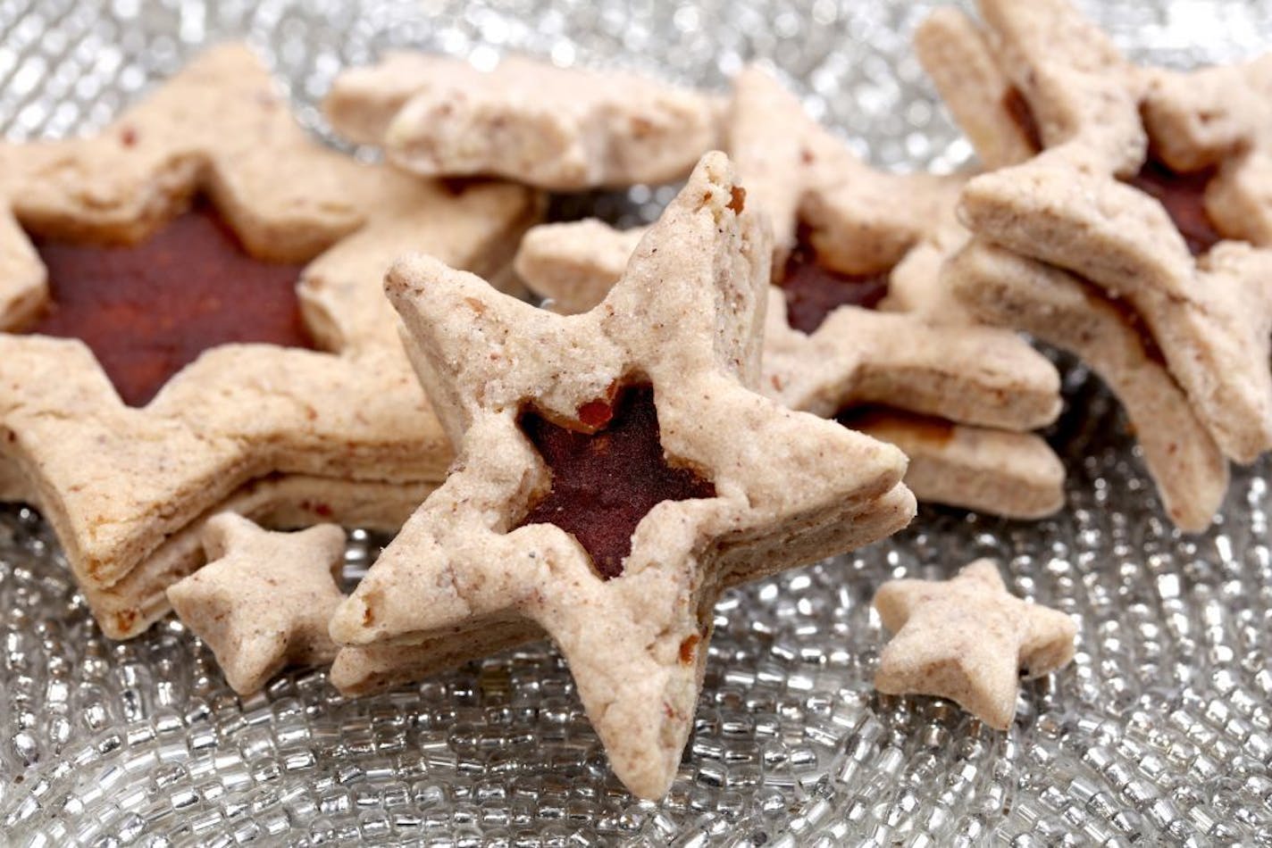 Apple Cardamom Pecan Star Cookies (from baker Jana Freiband).