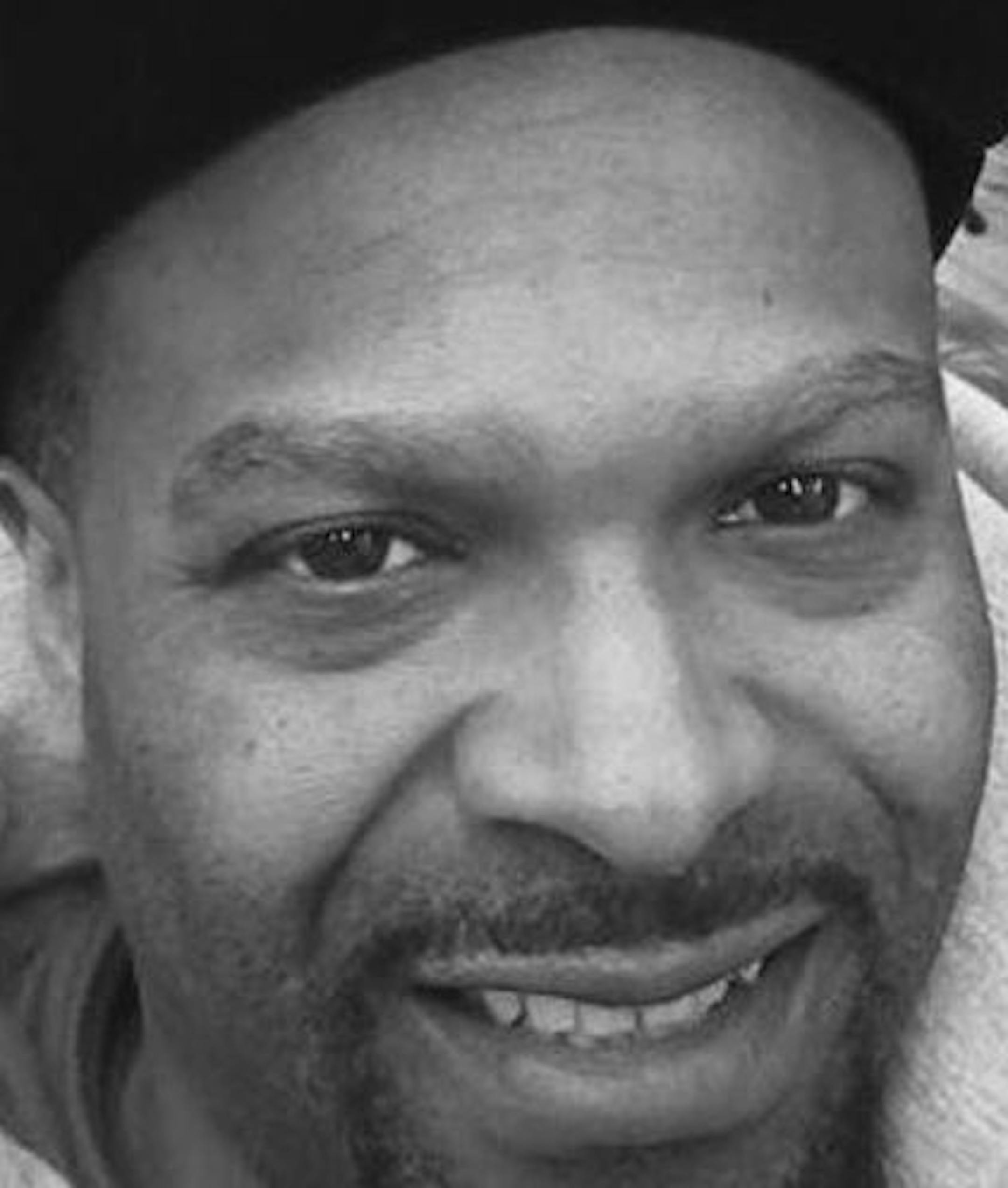 Lashay Whittaker ORG XMIT: MIN1811271108196611