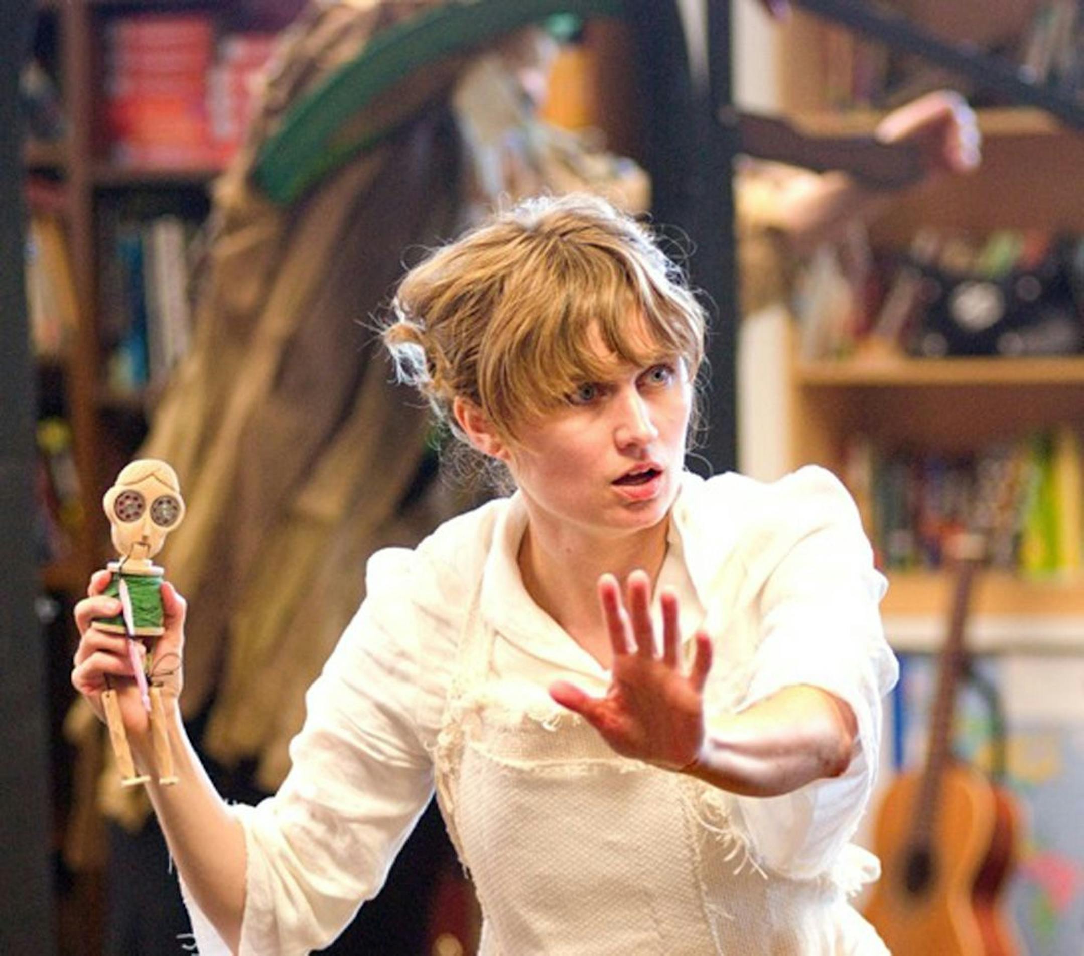 Tracey Maloney in "Vasa Lisa."