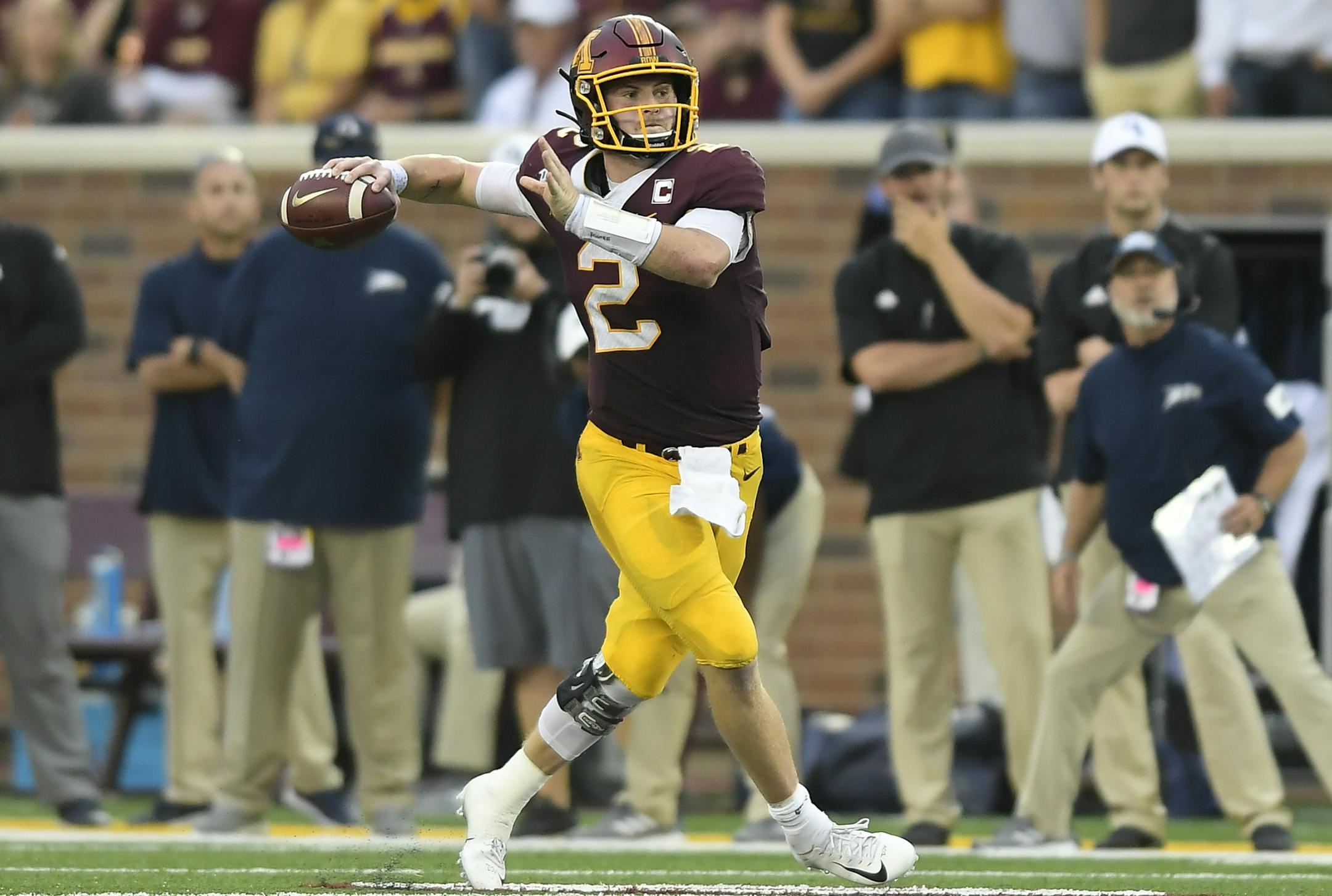 Gophers quarterback Tanner Morgan
